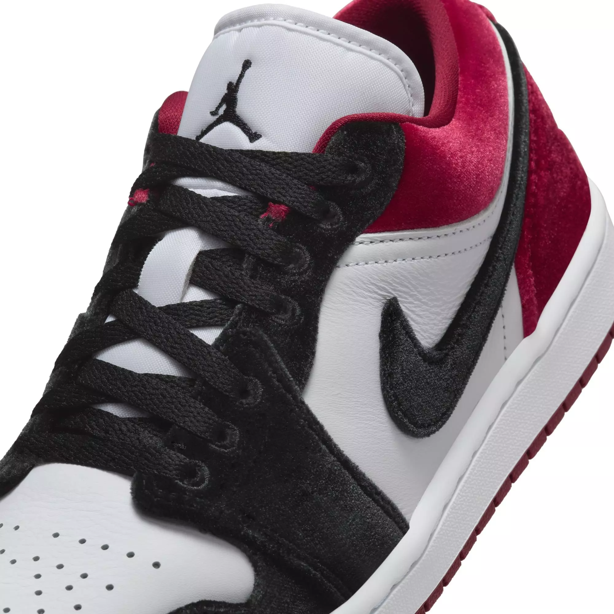 Jordan 1 Low SE "Black/White/Team Red" Women's Shoe - BLACK/RED/WHITE