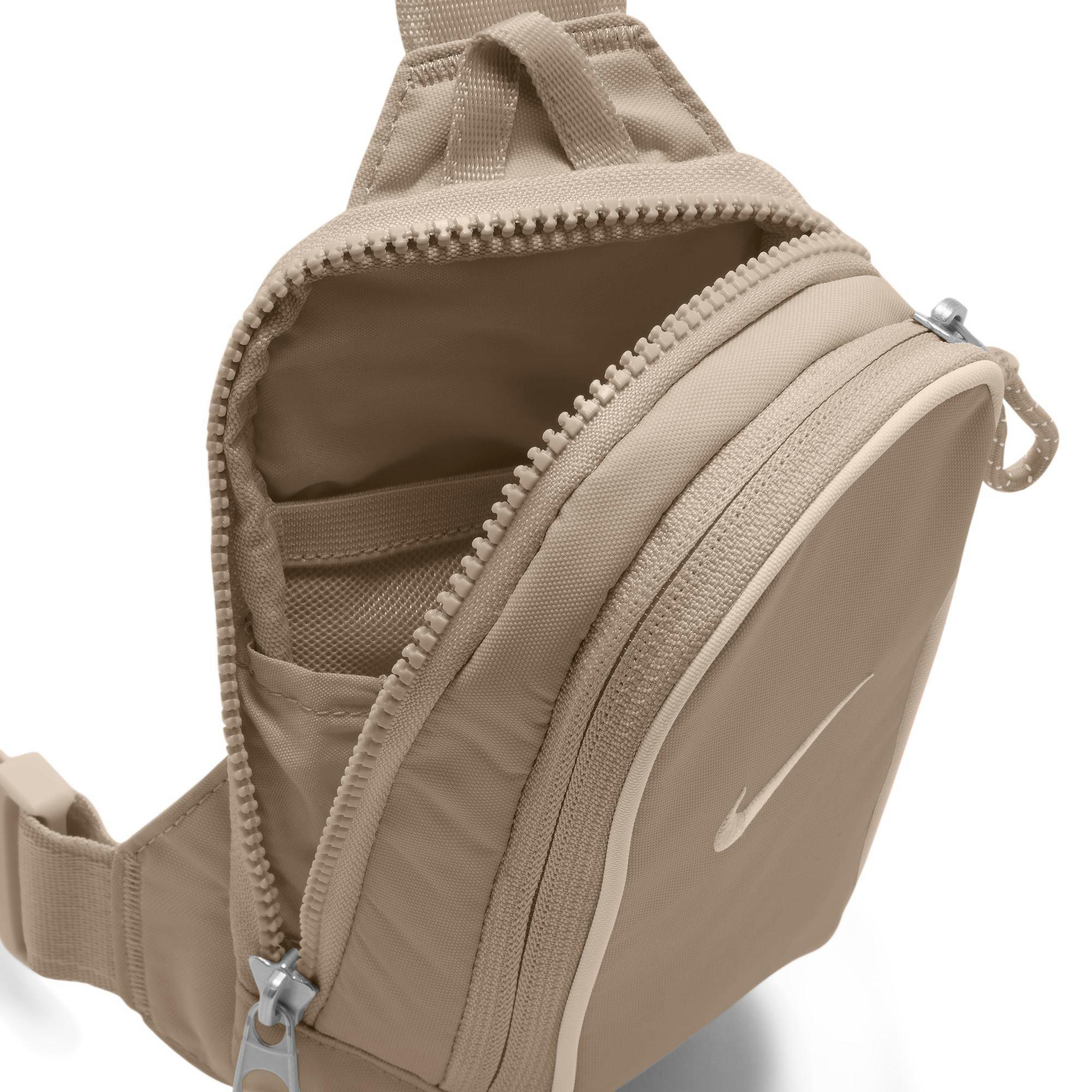 Nike Sportswear Essentials Crossbody Bag