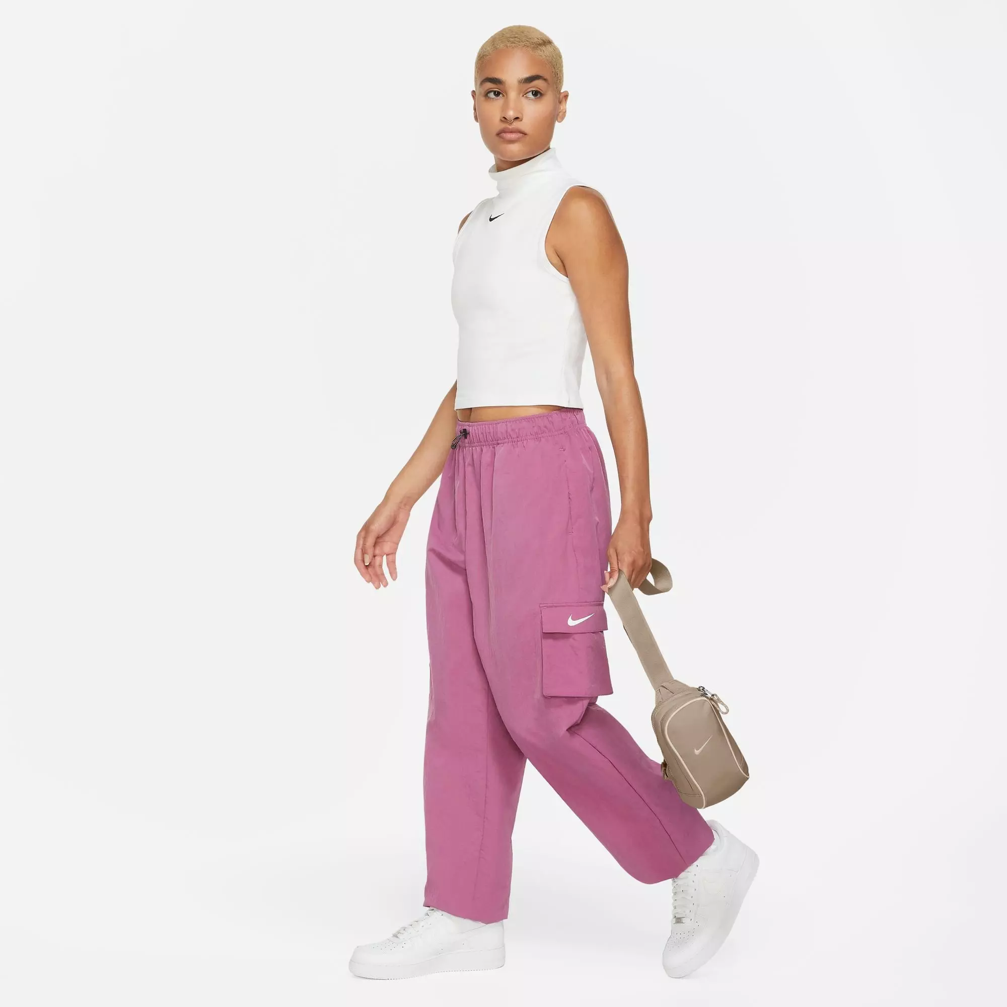 Nike Sportswear Essentials Crossbody Bag - Brown - KHAKI