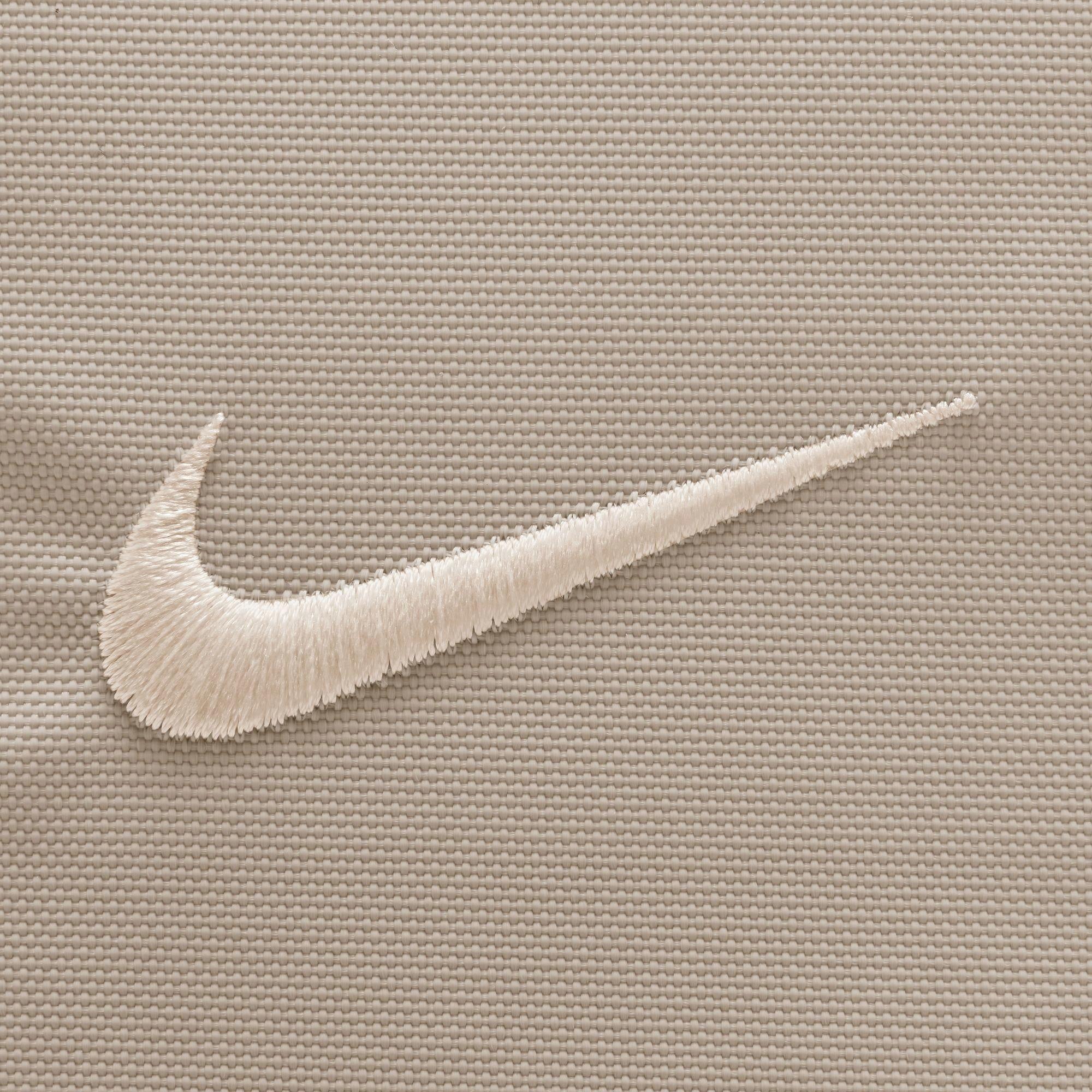 Nike Sportswear Essentials Sling Bag