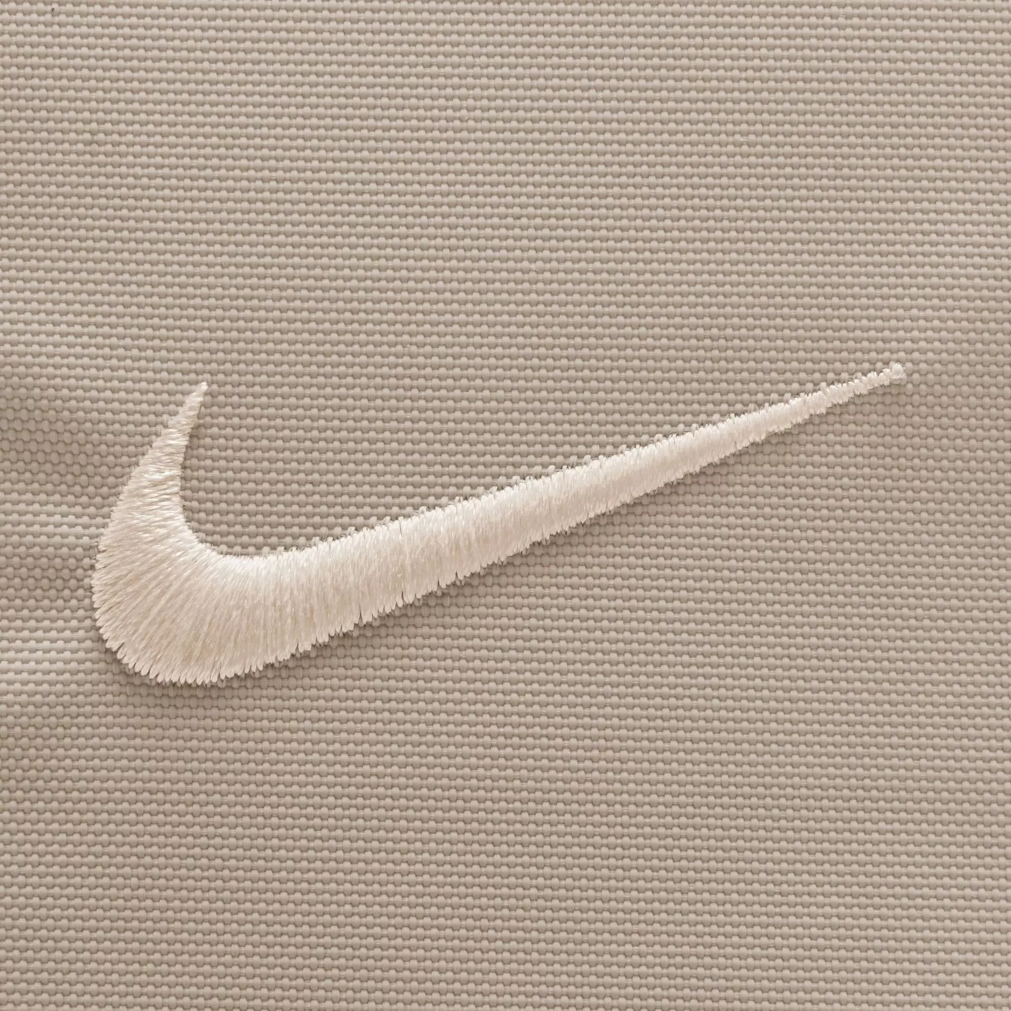 Nike Sportswear Essentials Sling Bag - Tan - KHAKI