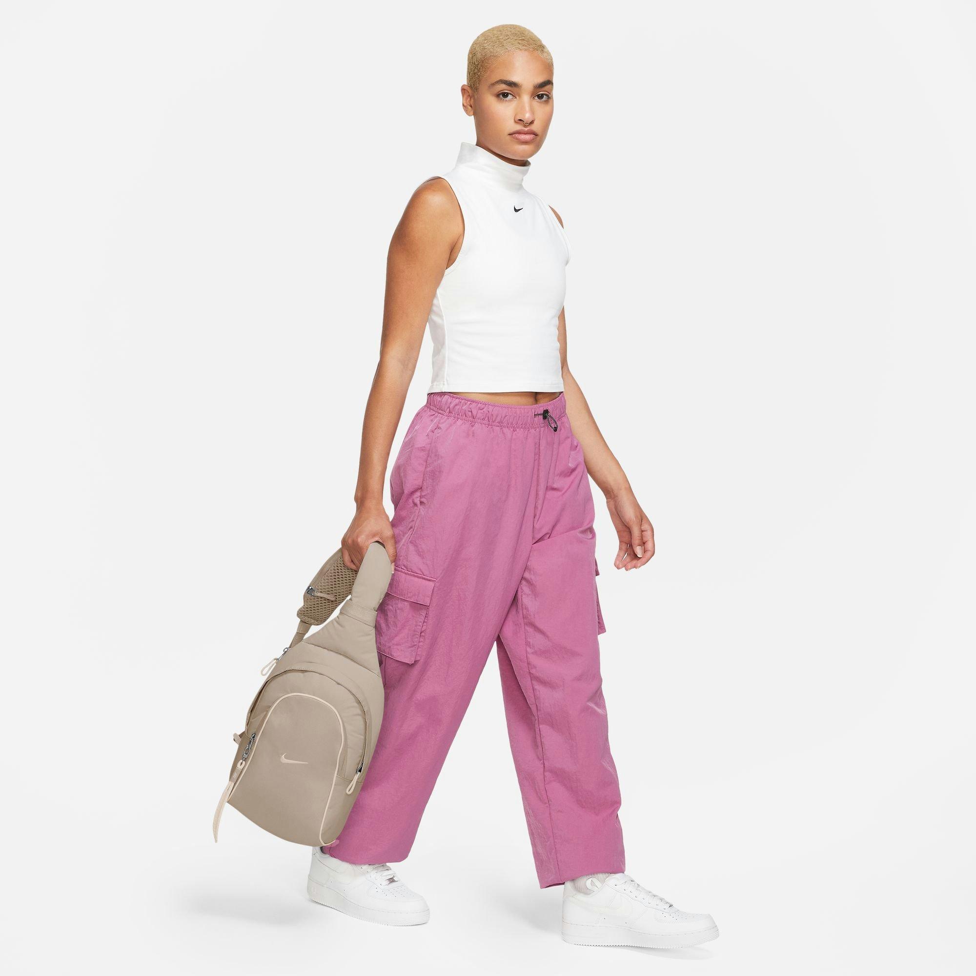 Nike Sportswear Essentials Sling Bag