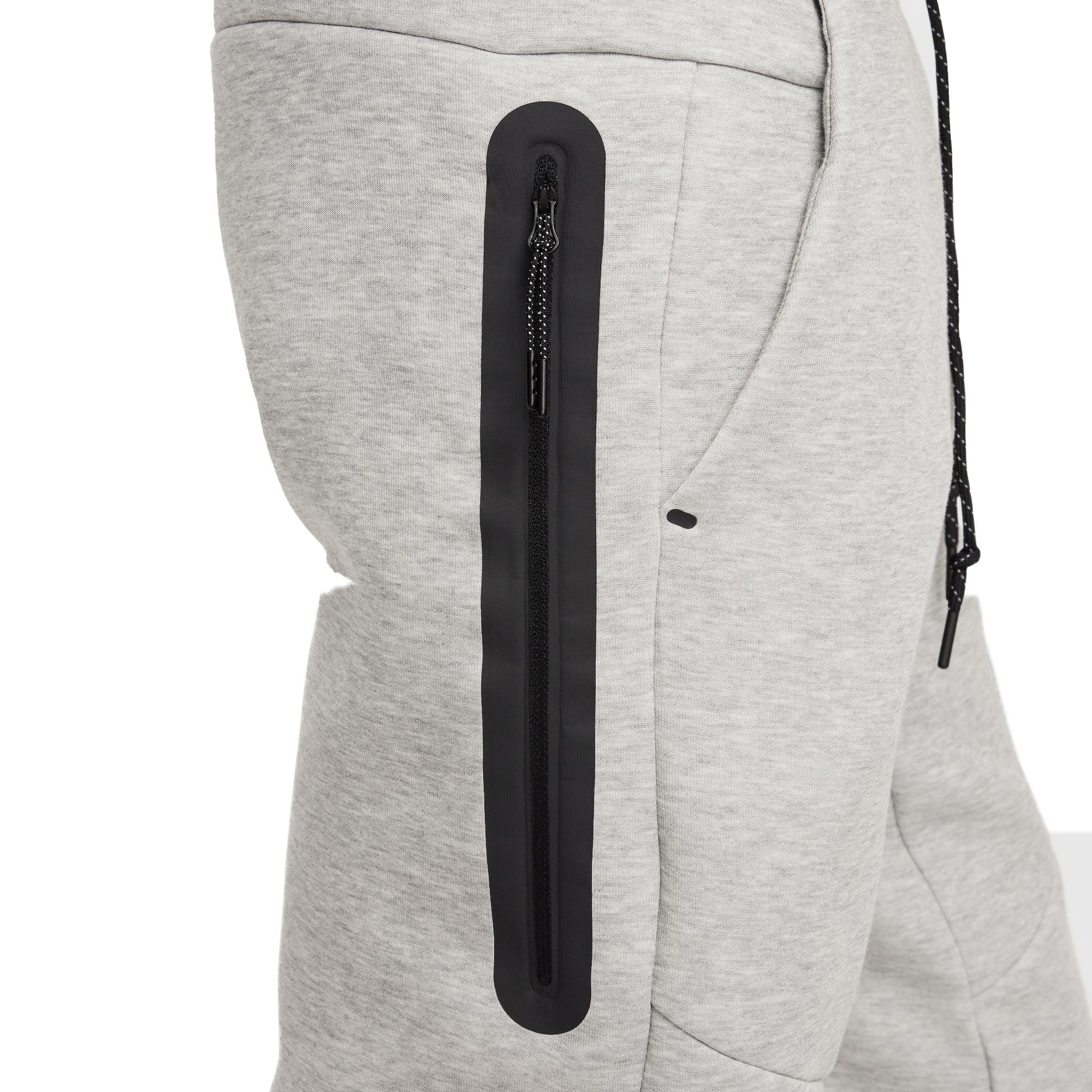 Nike Men's Tech Fleece Joggers - Grey - GREY