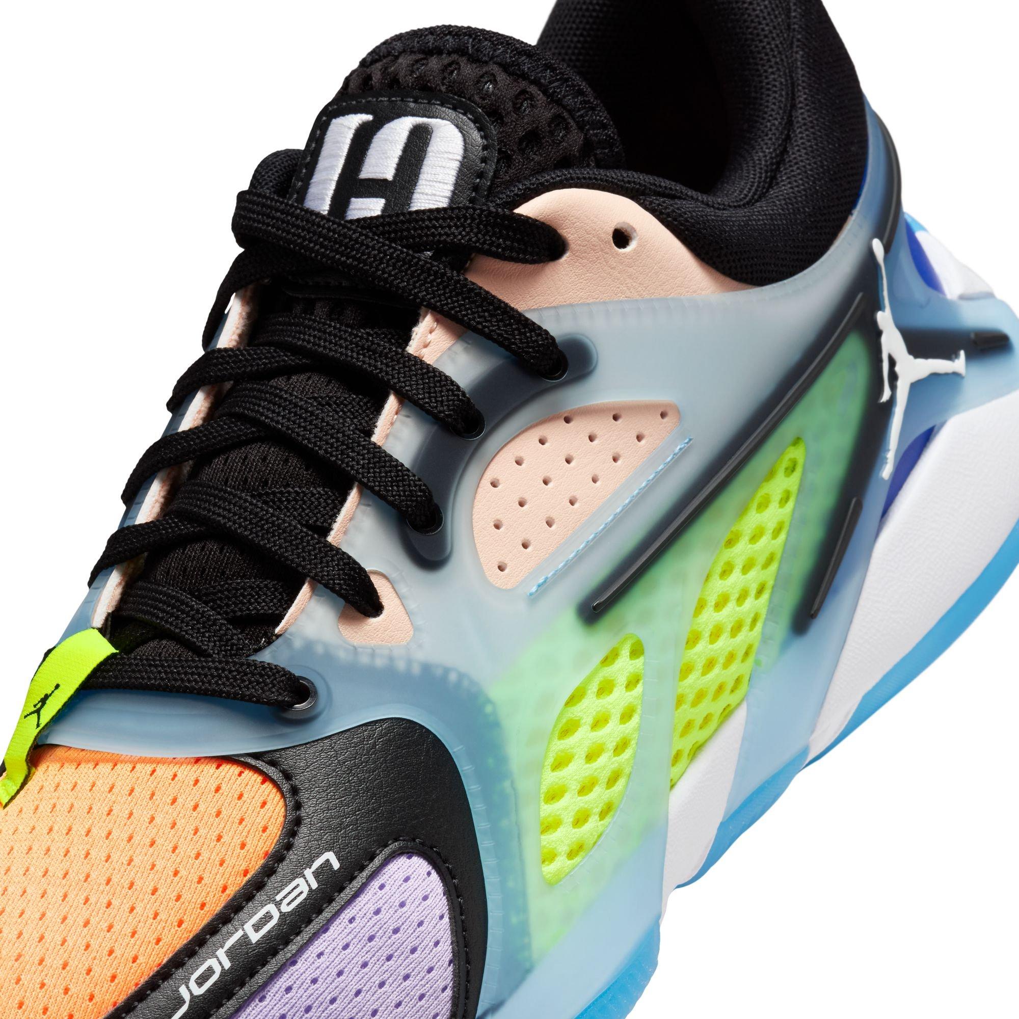 Jordan Heir "Multi" Women's Basketball Shoe - BLACK/MULTI Thumbnail View 4