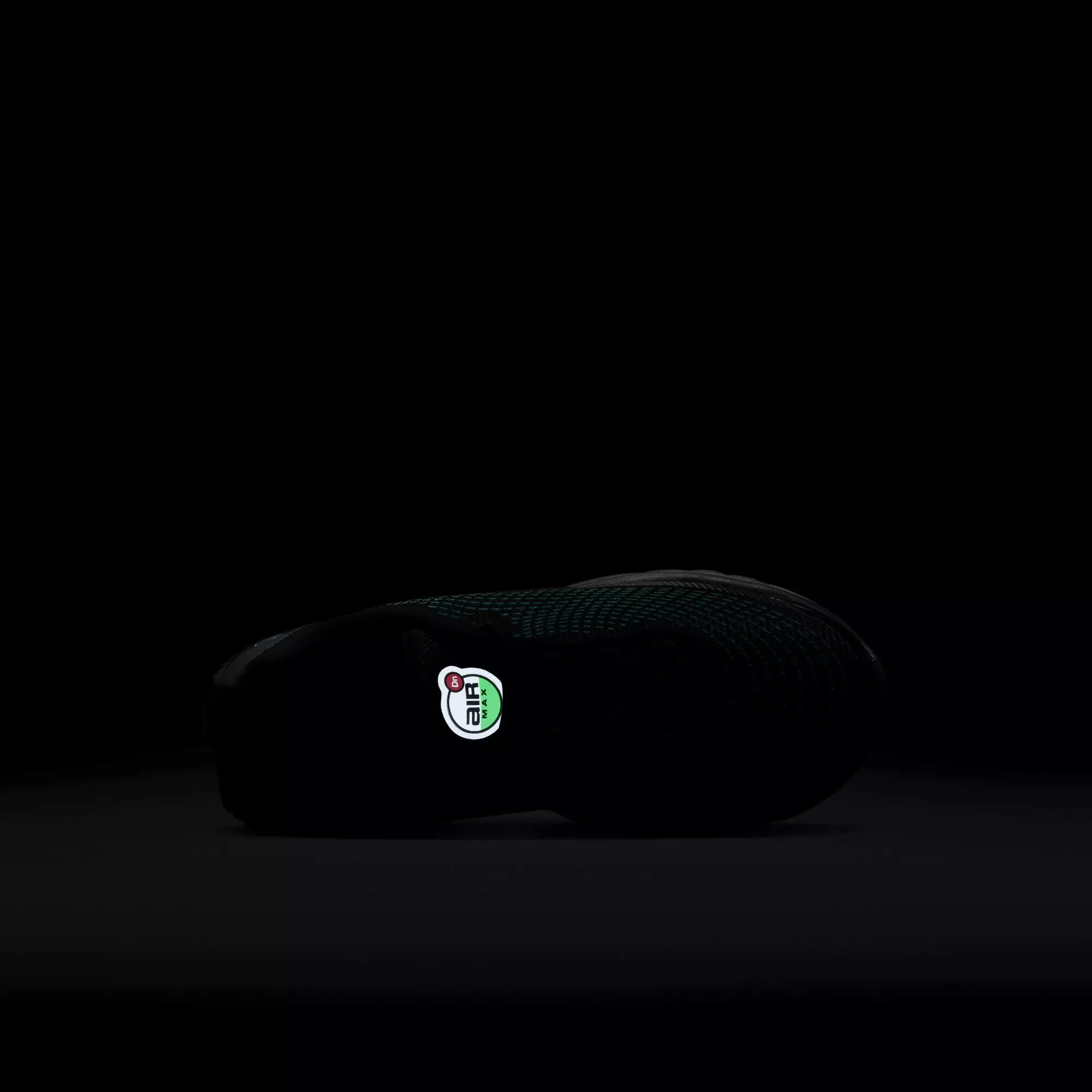 Nike Air Max Dn "Hyper Cobalt" Preschool Kids' Shoe - BLACK/WHITE/HYPER COBALT