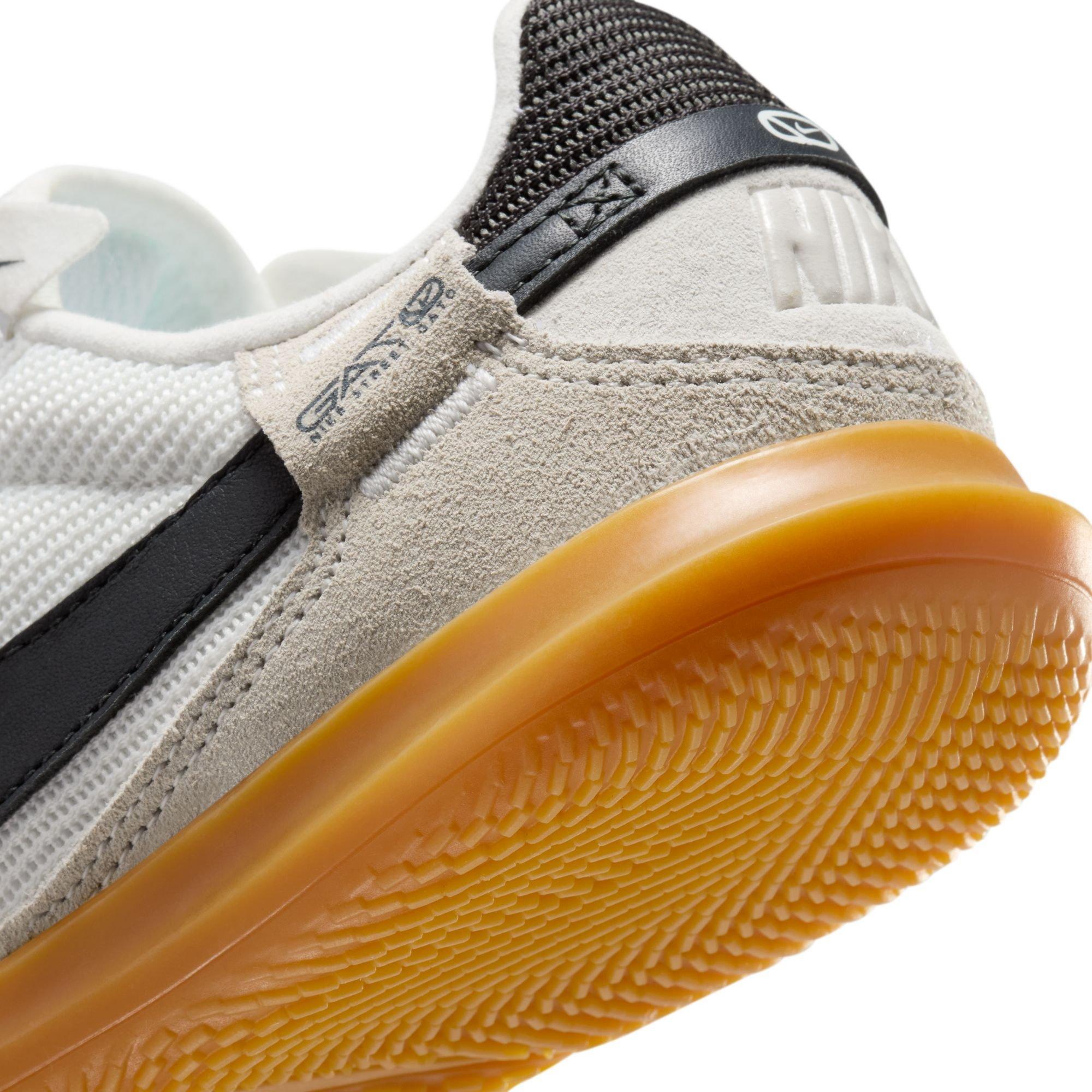 Nike Jr. Streetgato  Grade School Boys' "Summit White/Night Forest" Soccer Shoe