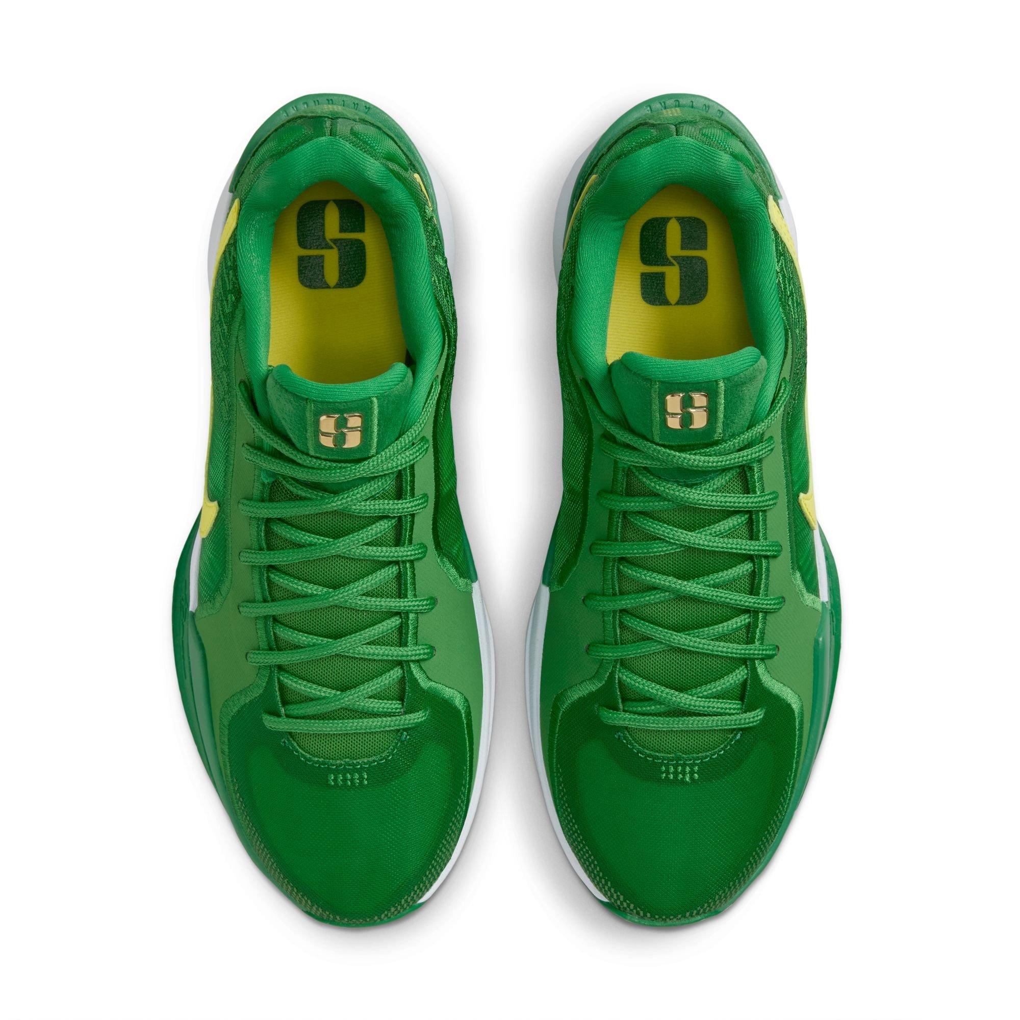 Nike Sabrina 2 "Oregon" Basketball Shoe - APPLE GREEN/YELLOW STRIKE/WHITE Thumbnail View 9