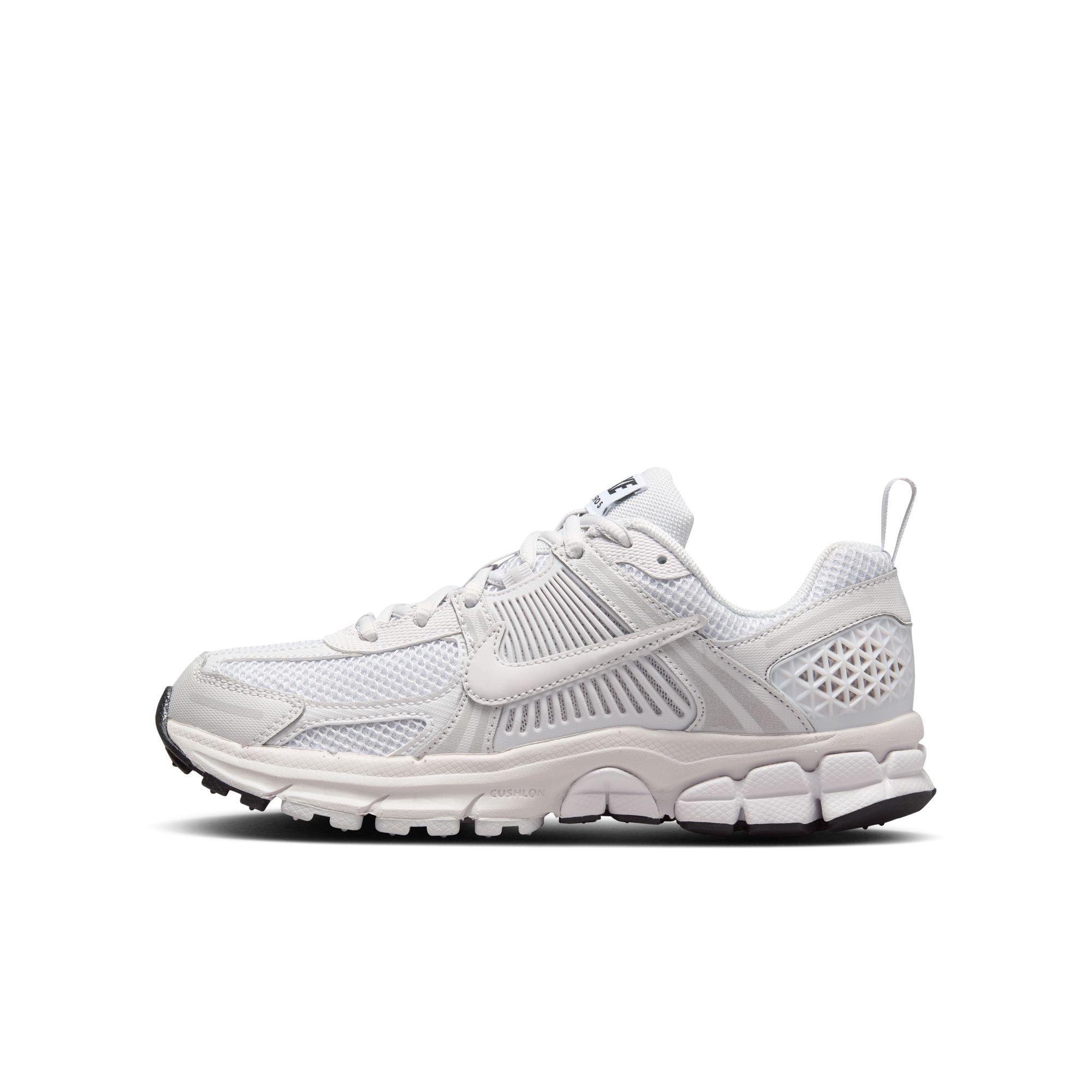 Nike Vomero 5 "White/Vast Grey/Black/Sail" Preschool Boys' Shoe​