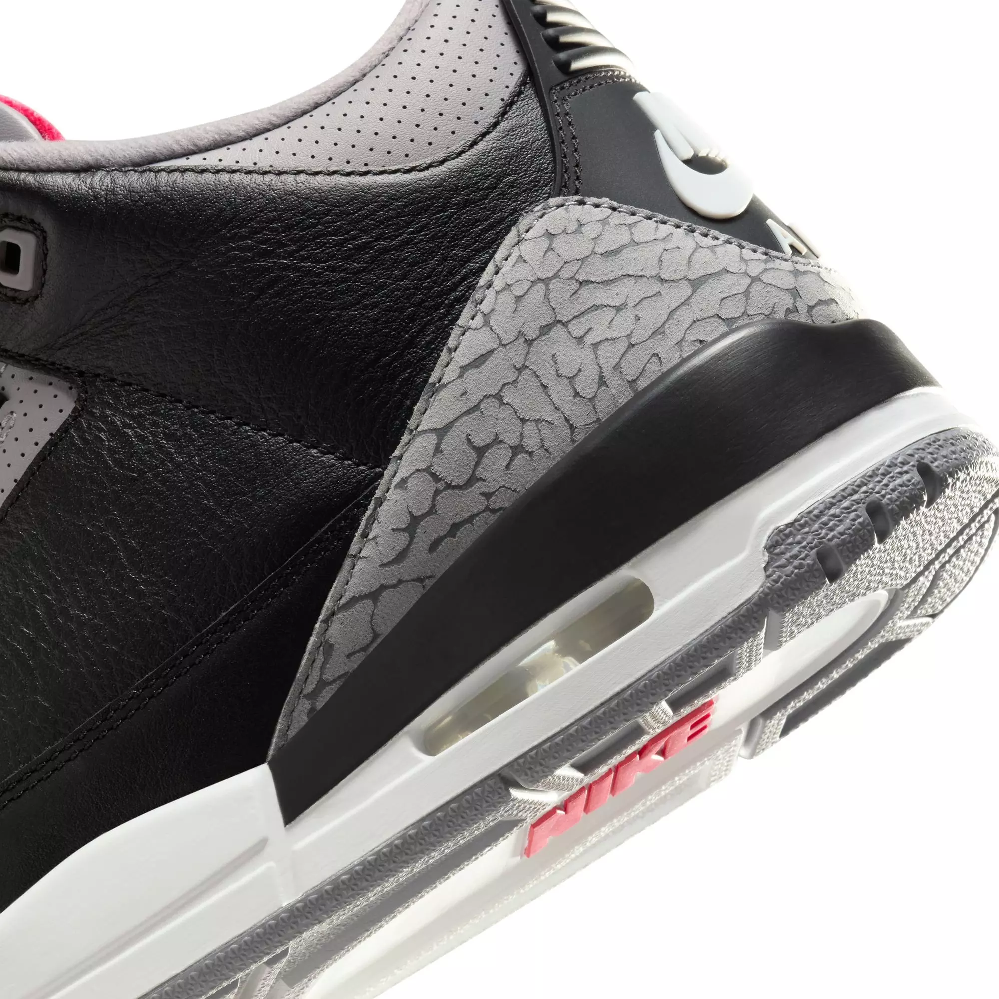 Jordan 3 Retro "Black Cement" Men's Shoe - BLACK/FIRE RED/CEMENT GREY