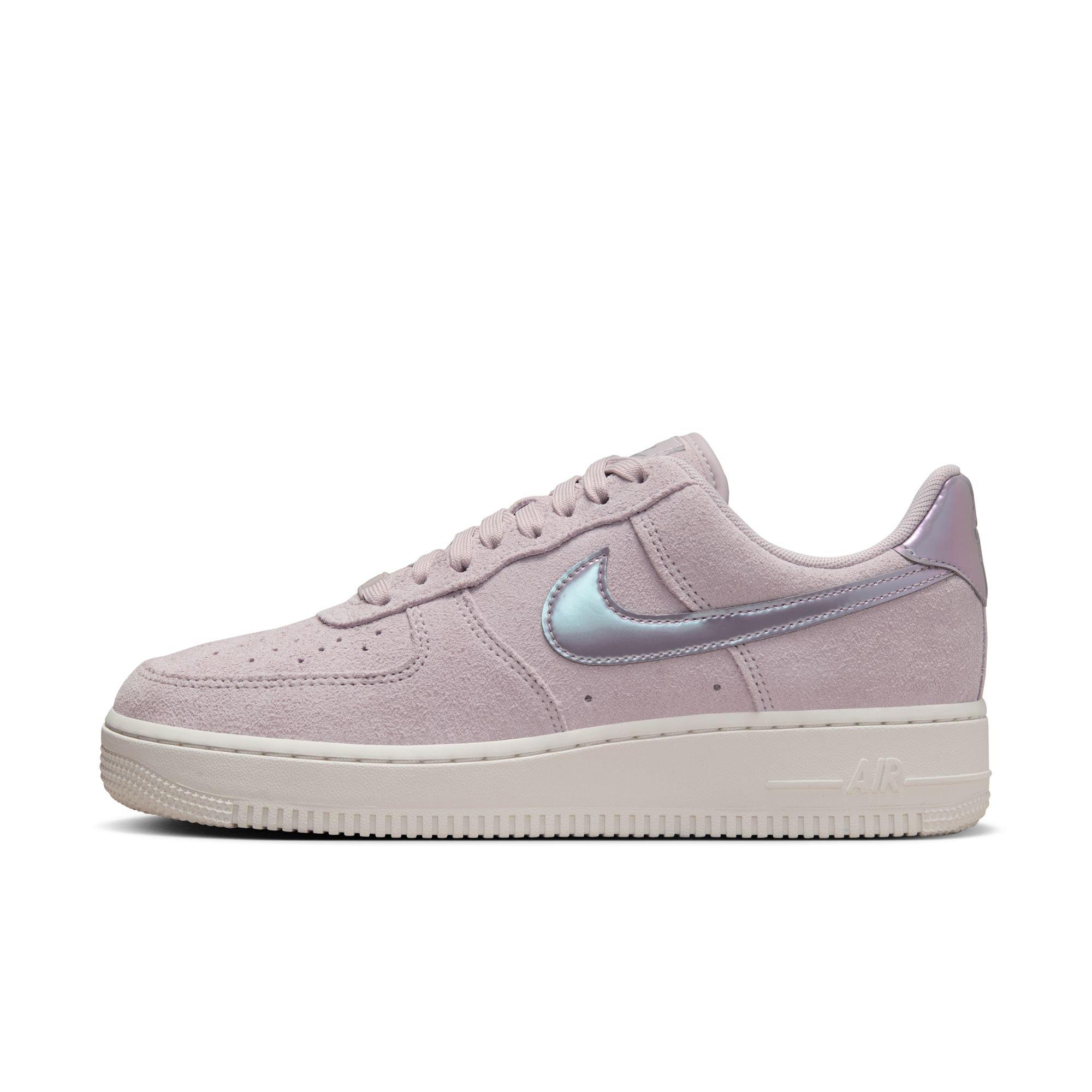 Nike Air Force 1 '07 SE "Platinum Violet/Lt Violet Ore" Women's Shoe - VIOLET Thumbnail View 3