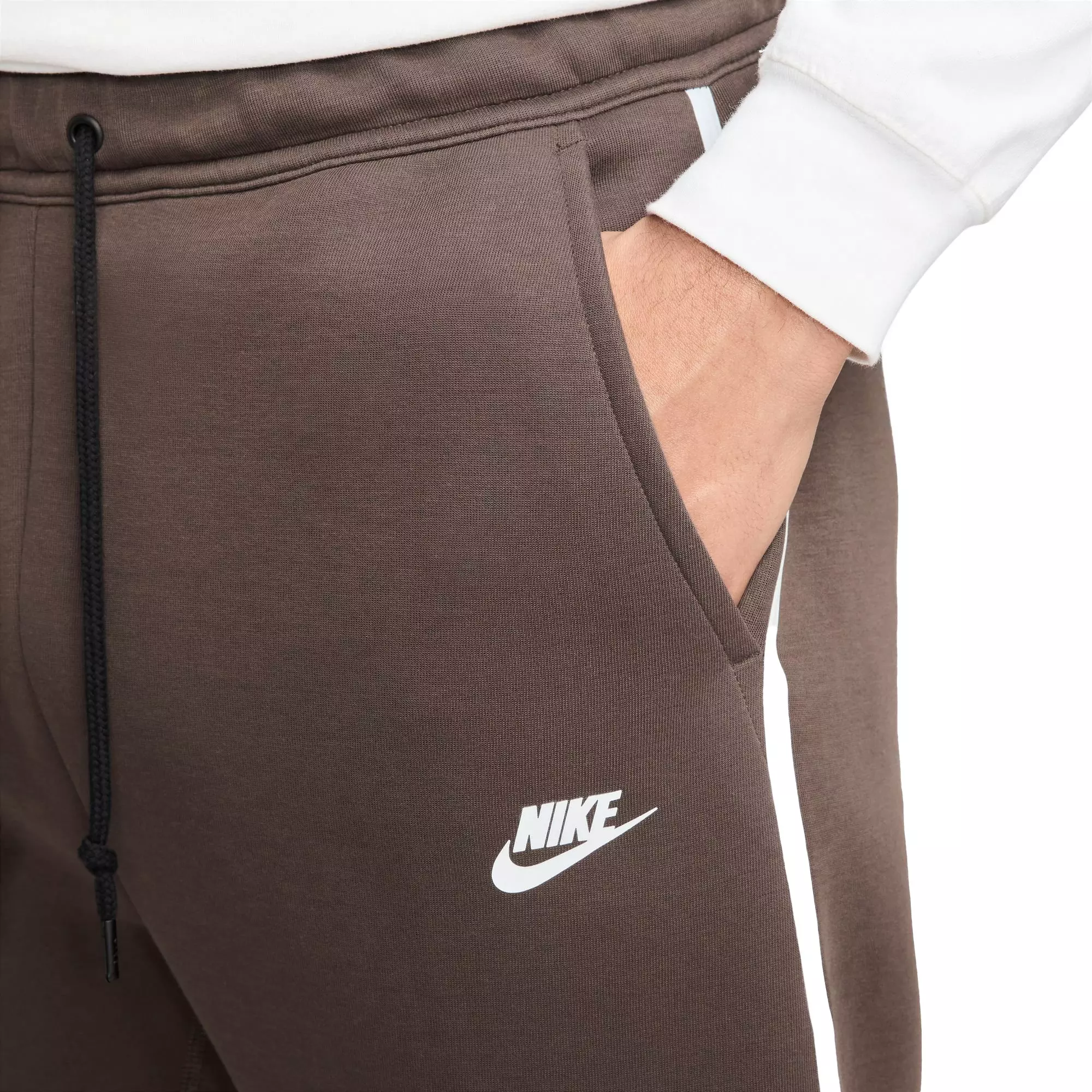 Nike Men's Sportswear Tech Fleece Joggers - BROWN