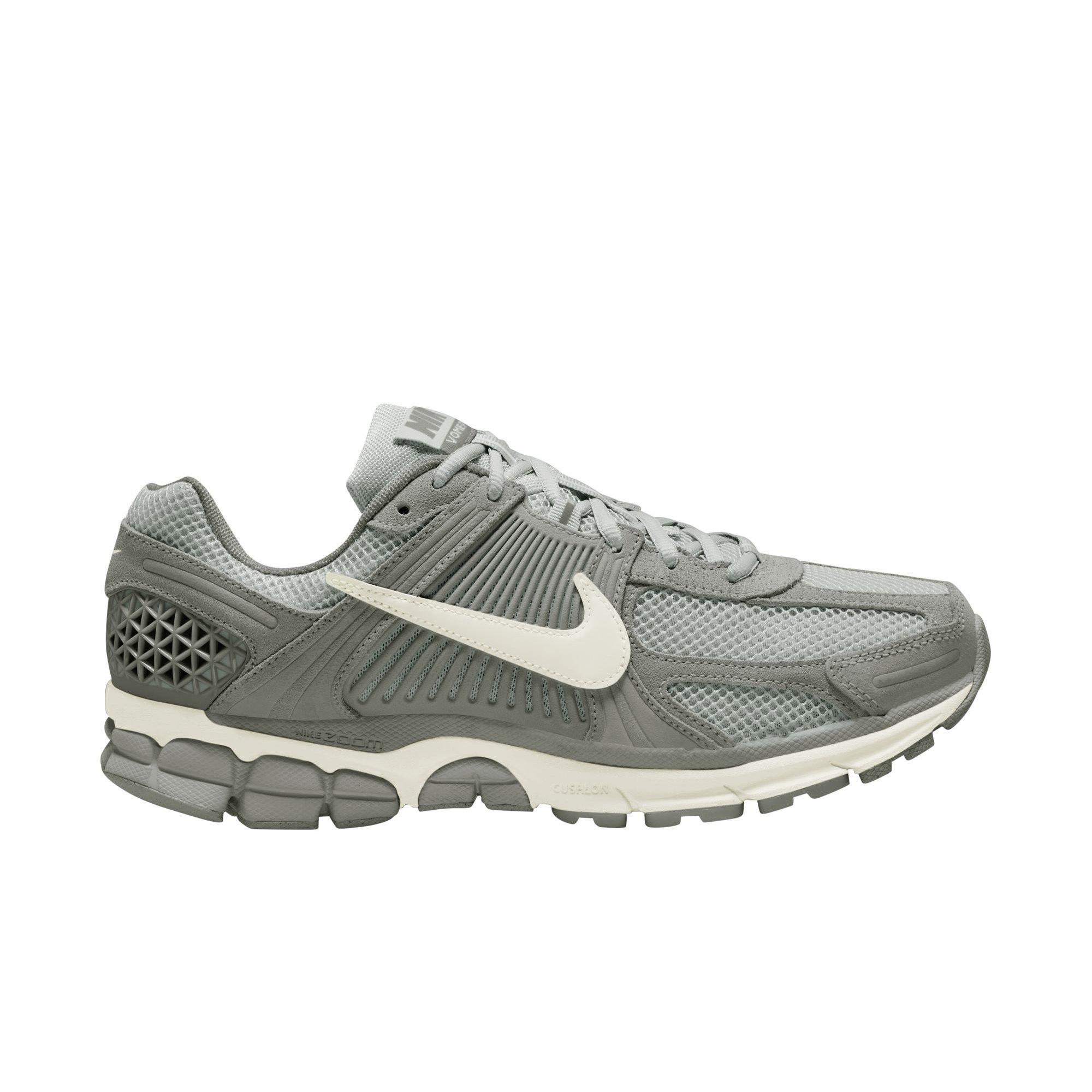 Nike Zoom Vomero 5 Men's "Dark Stucco/Phantom/Lt Smoke Grey" Shoe