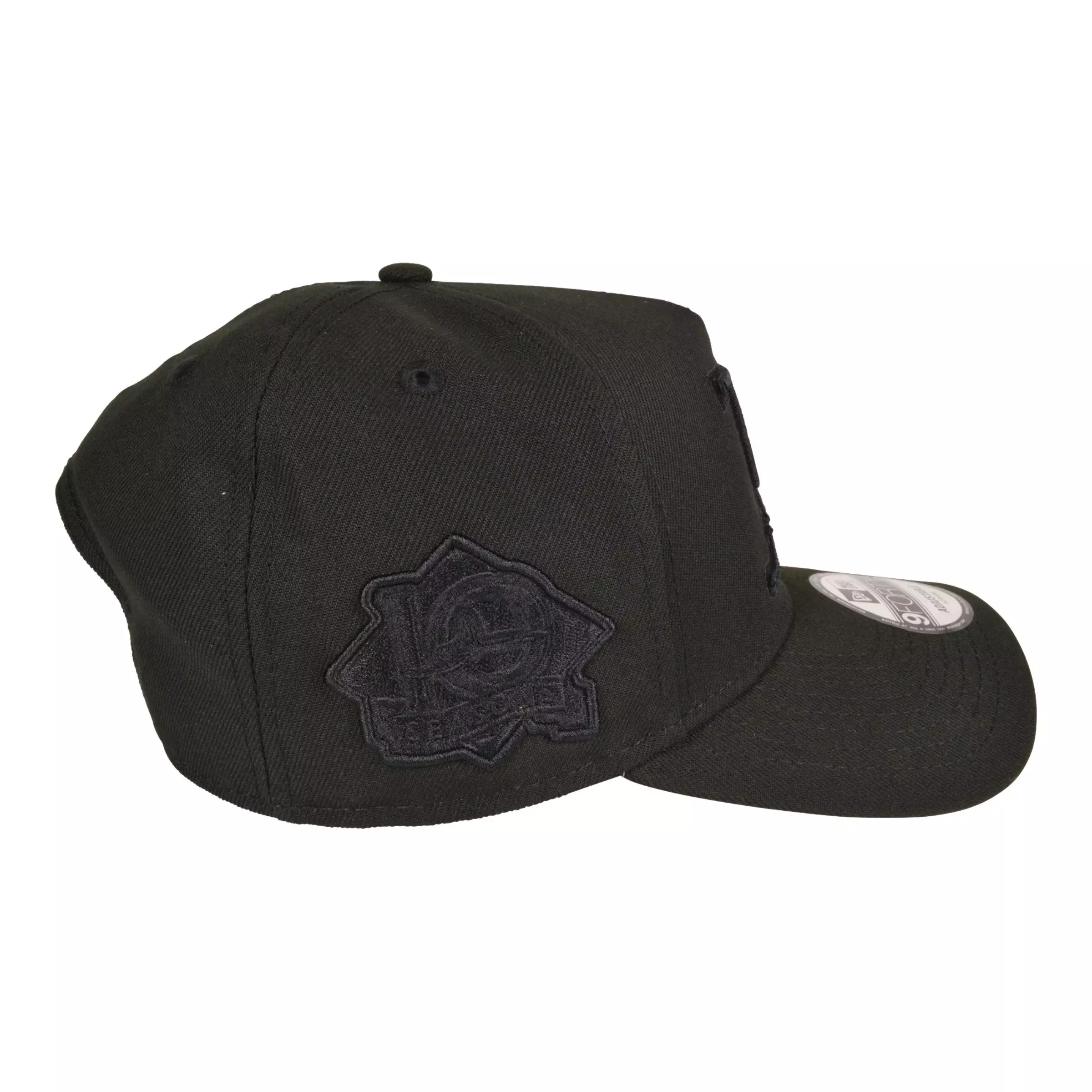 New Era Tampa Bay Rays 9FORTY Adjustable Hat - Triple Black - BLACK
