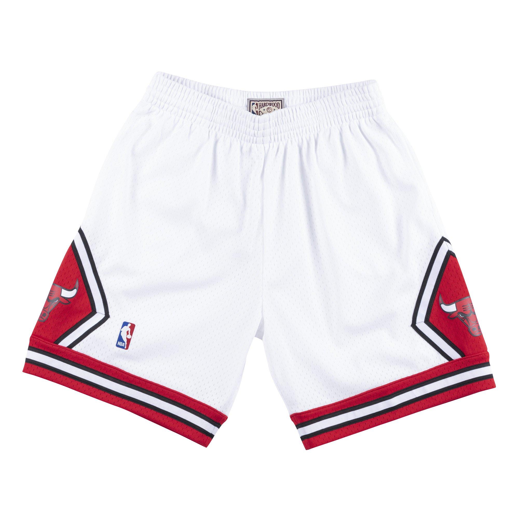 bulls white shorts