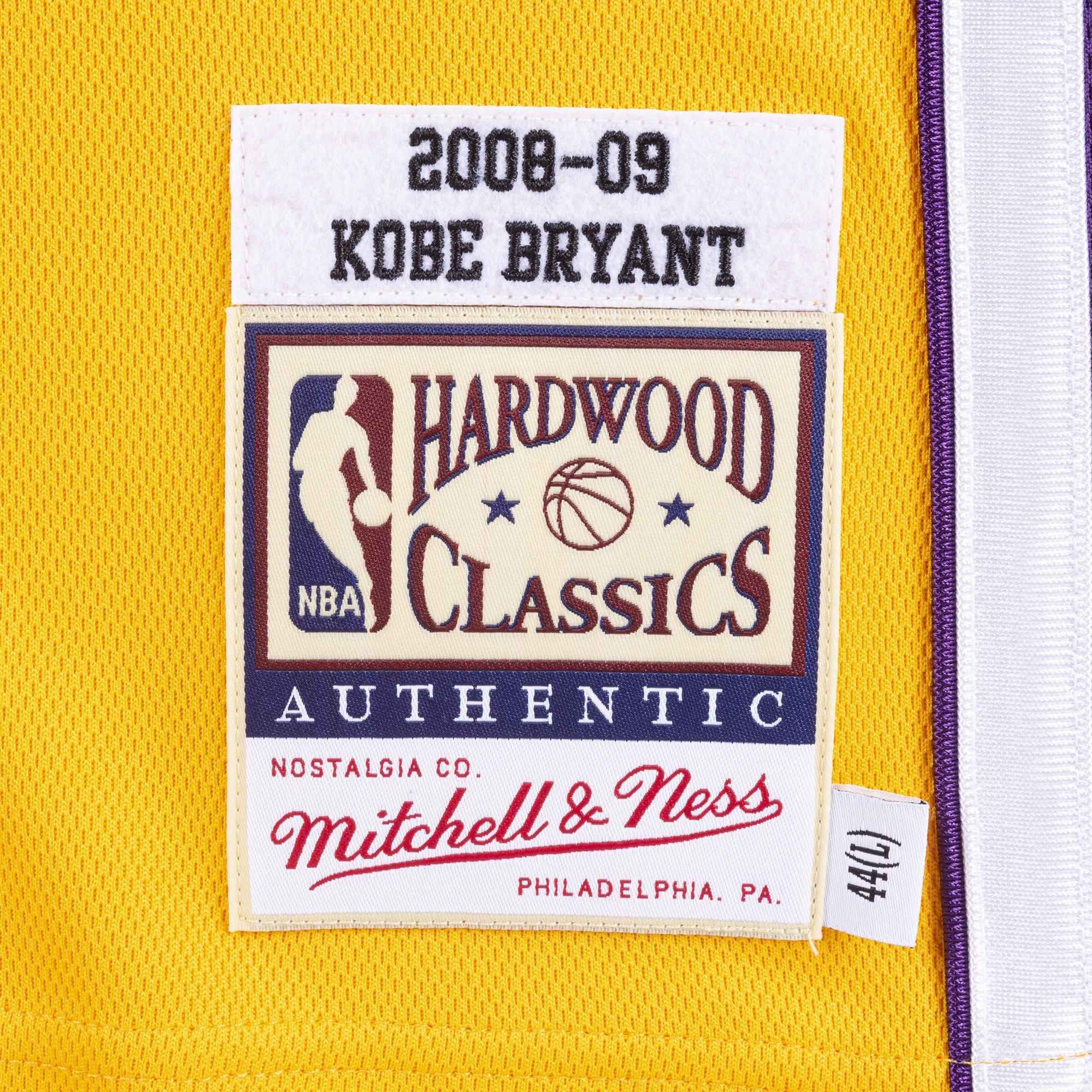 Kobe Bryant Jersey #24 Lakers Hardwood Classics Youth Small Black Mamba