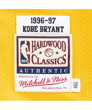 Mitchell & Ness Kobe Bryant Los Angeles Lakers Gold 1996-97 Hardwood  Classics Authentic Player Jersey