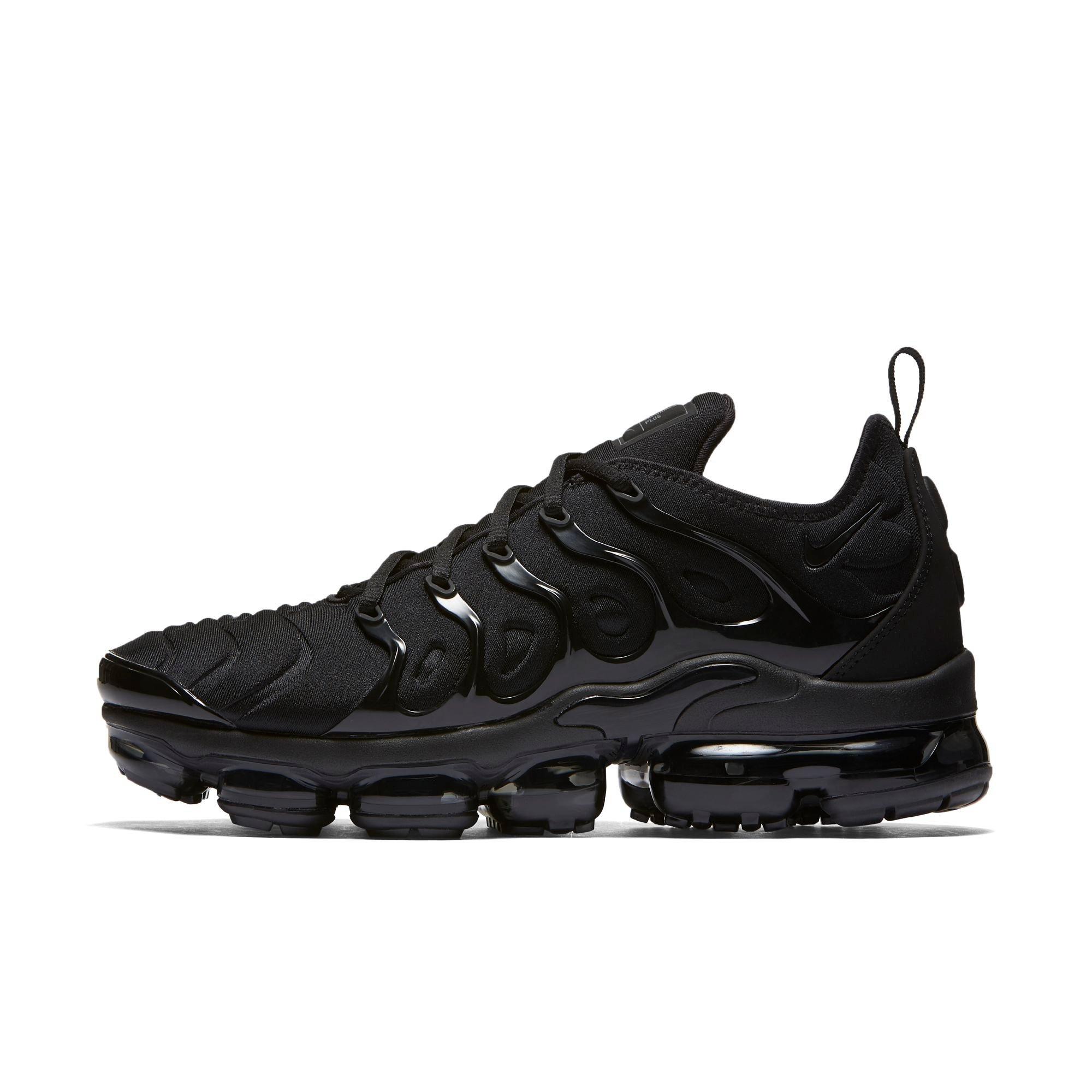 All black shop vapormax mens