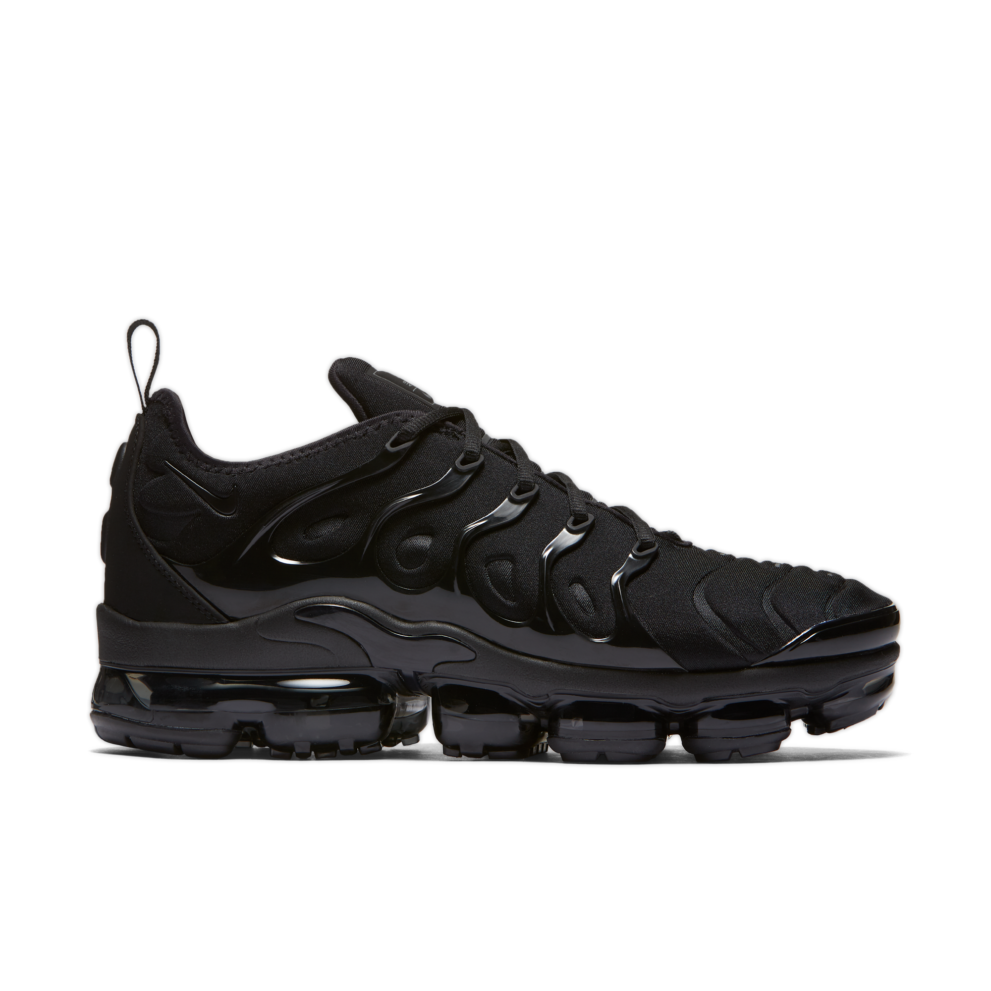 mens black nike vapormax plus