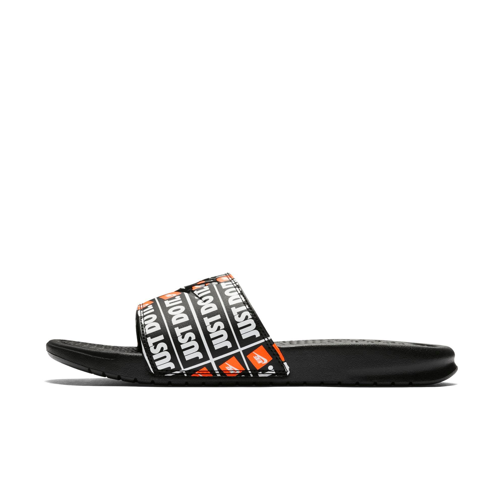 Claquette benassi online nike