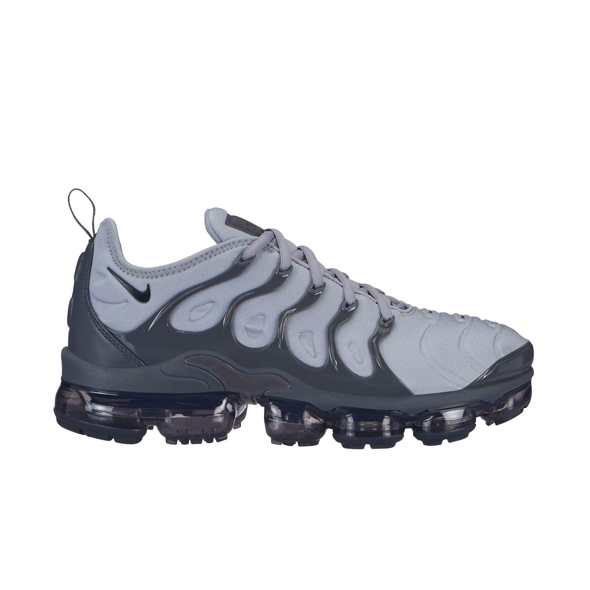vapormax plus grey wolf