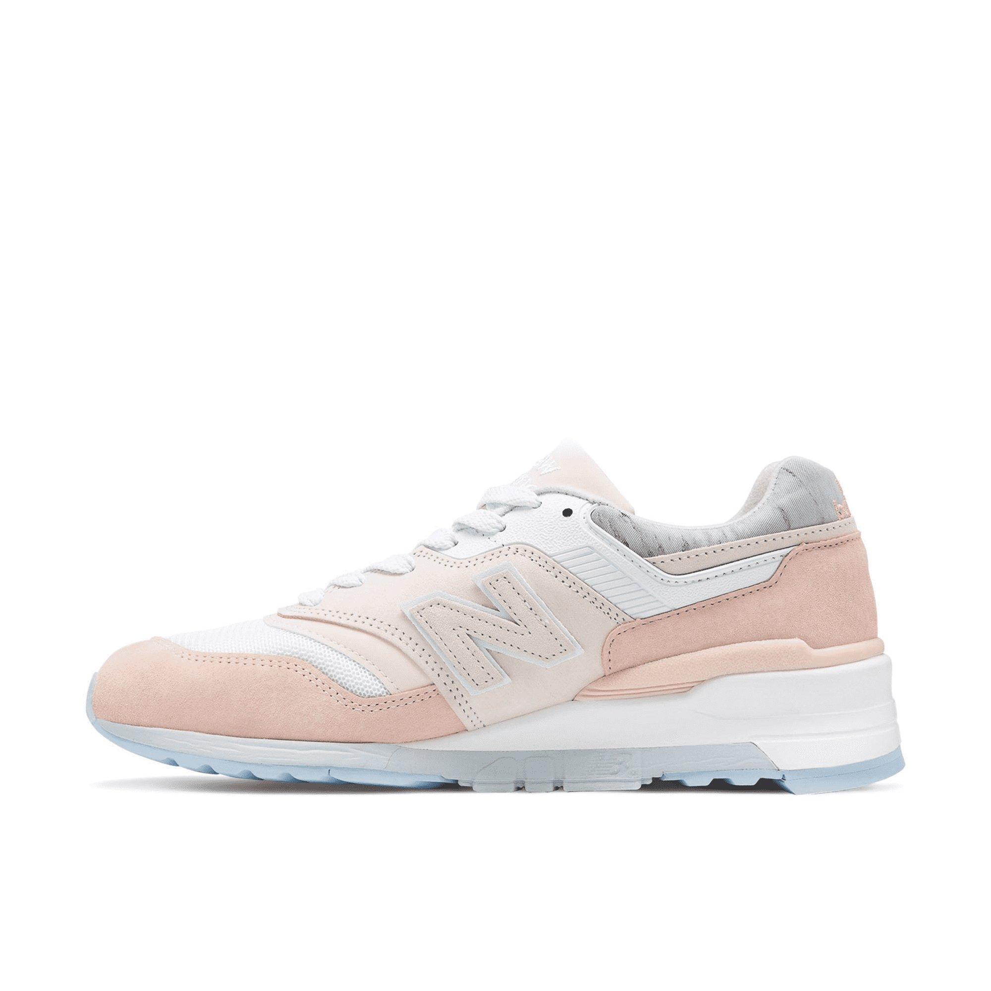 new balance 997 men pink