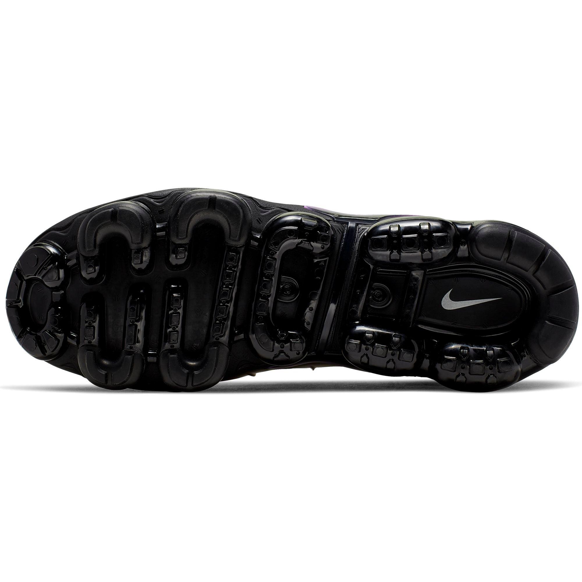 hibbett sports vapormax plus
