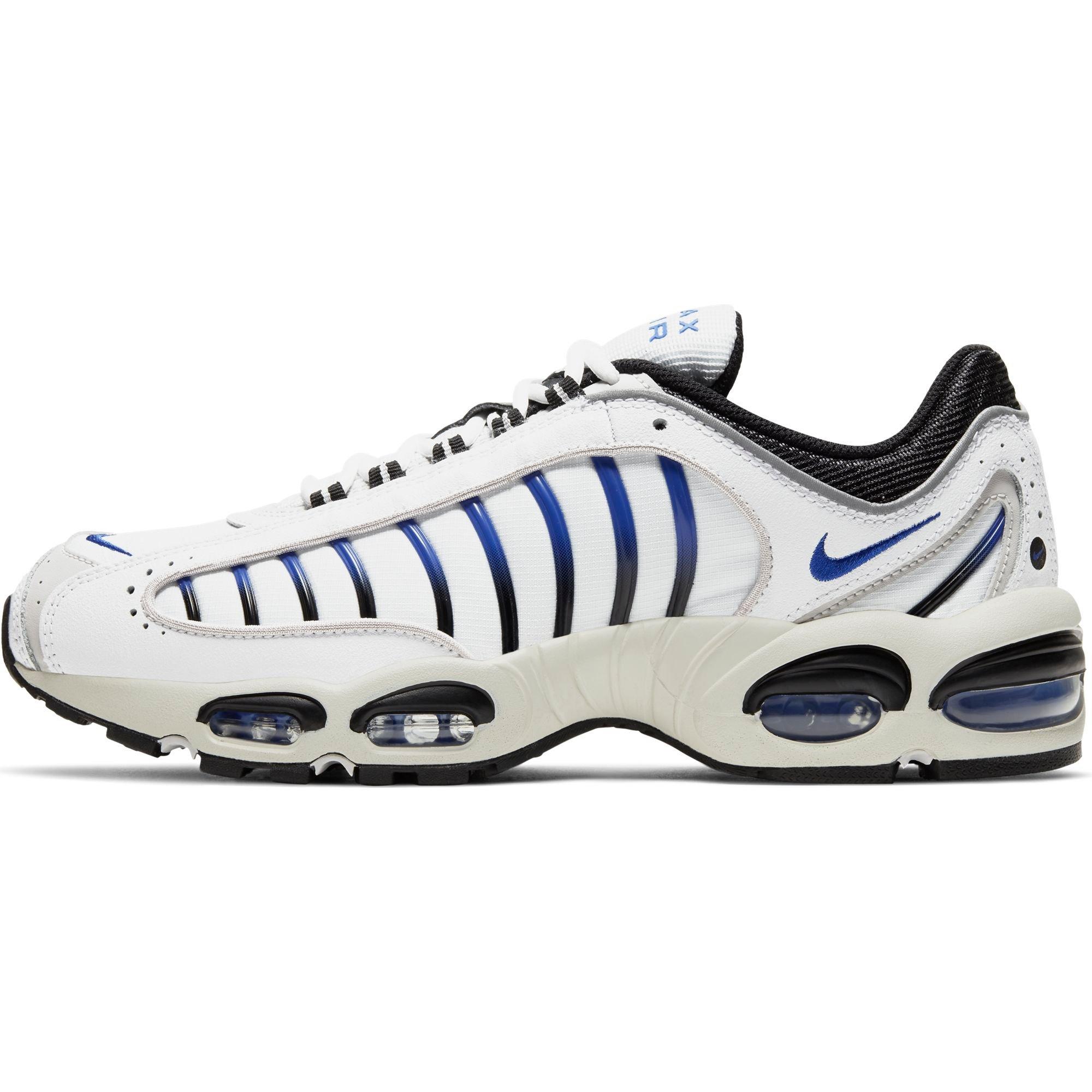 nike tailwind size 13