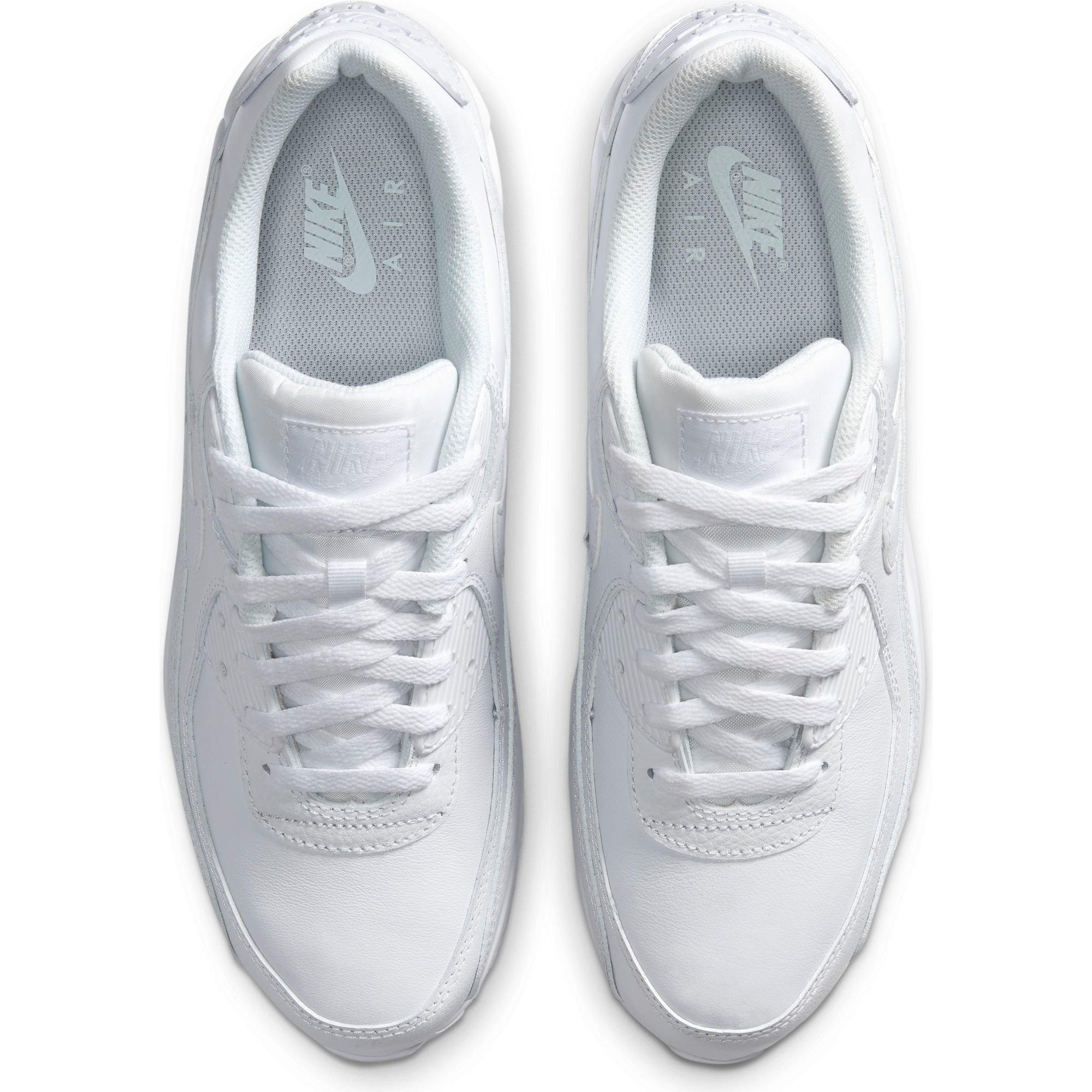 All white nike shop sneakers for men