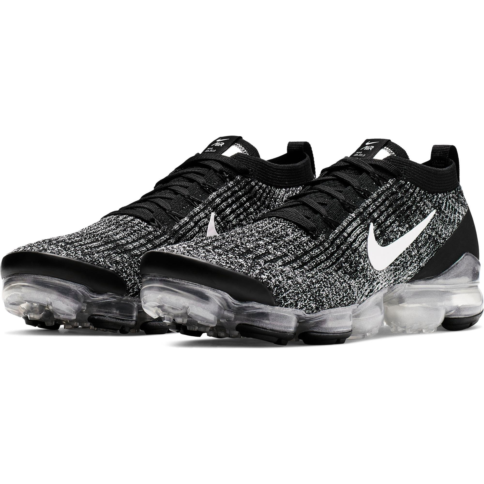 Air vapormax flyknit 3 hotsell black/white/metallic silver men's shoe