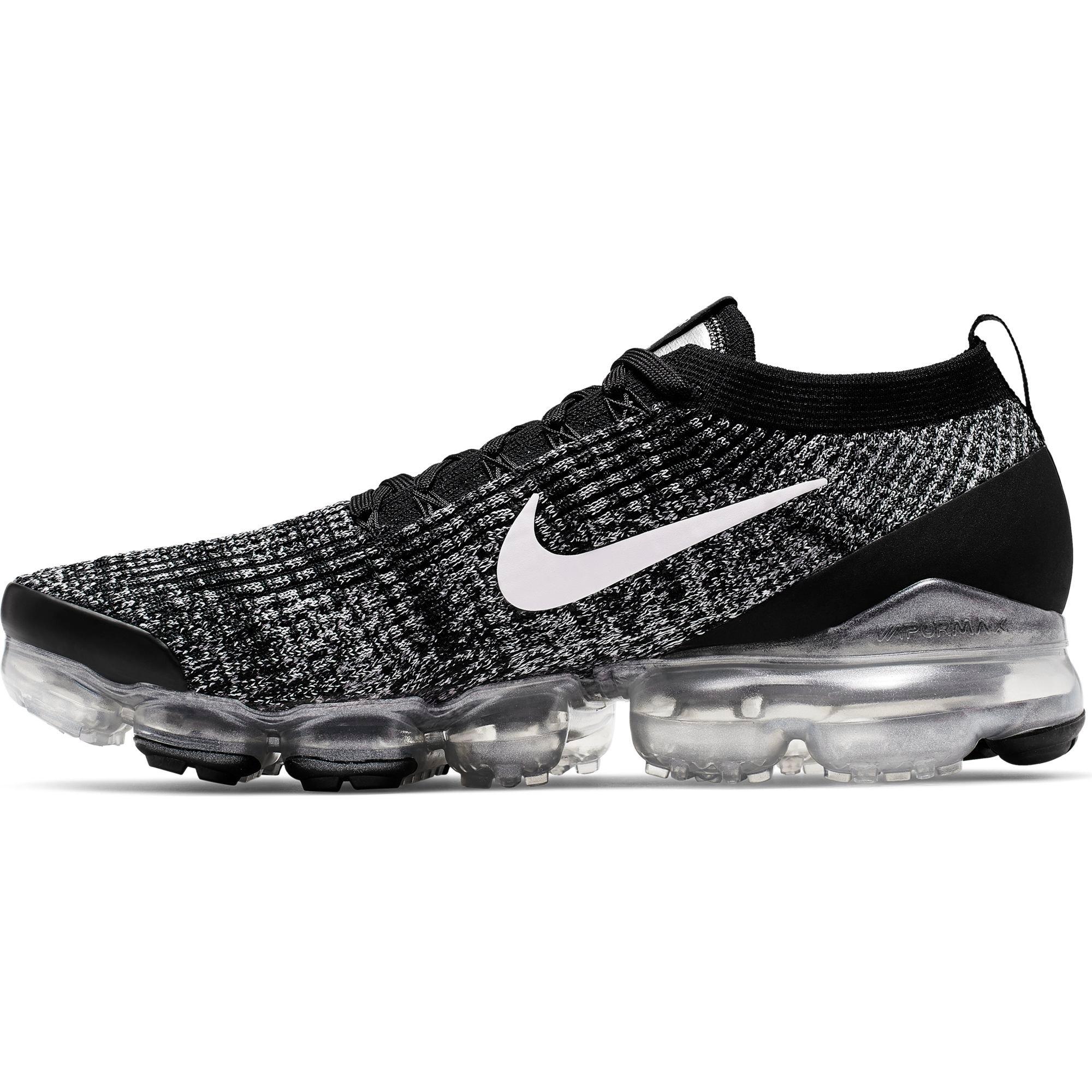 Nike Air VaporMax Flyknit 3 Black/White/Metallic Silver Men's Shoe -  Hibbett | City Gear