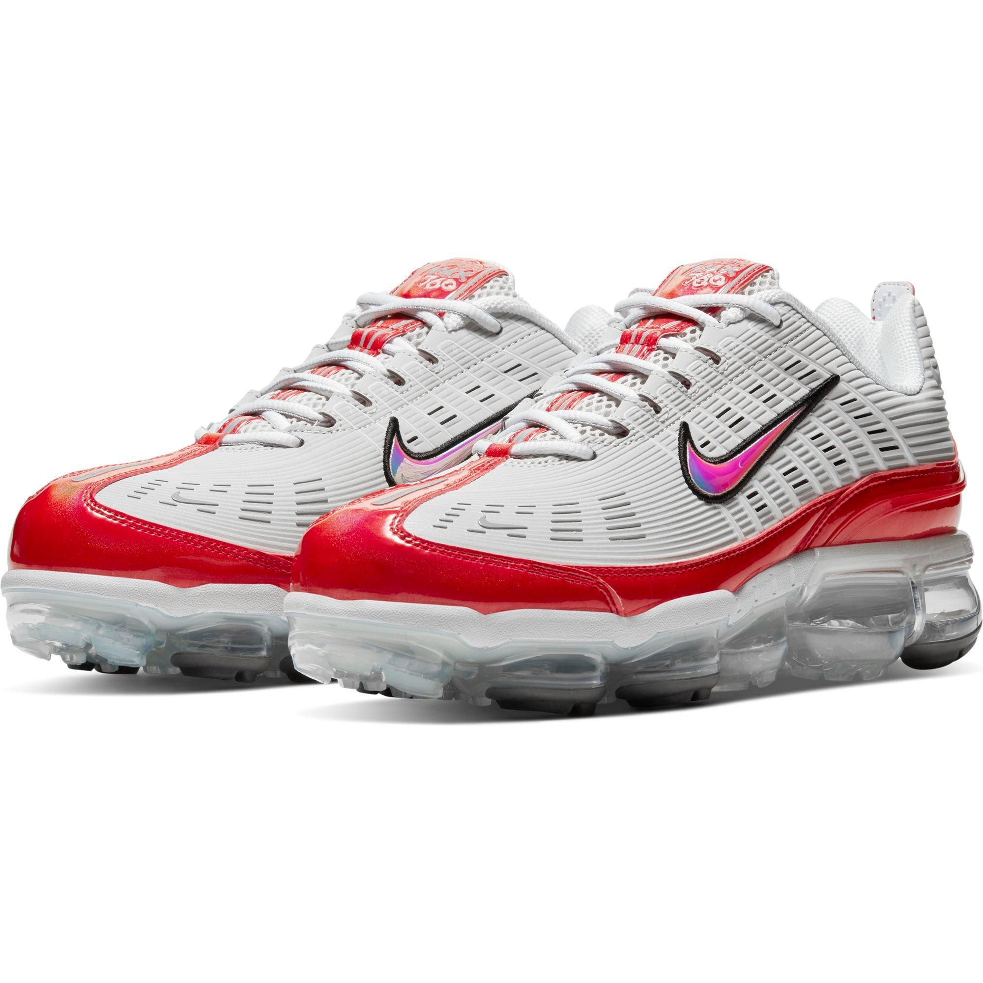 mens red and white vapormax