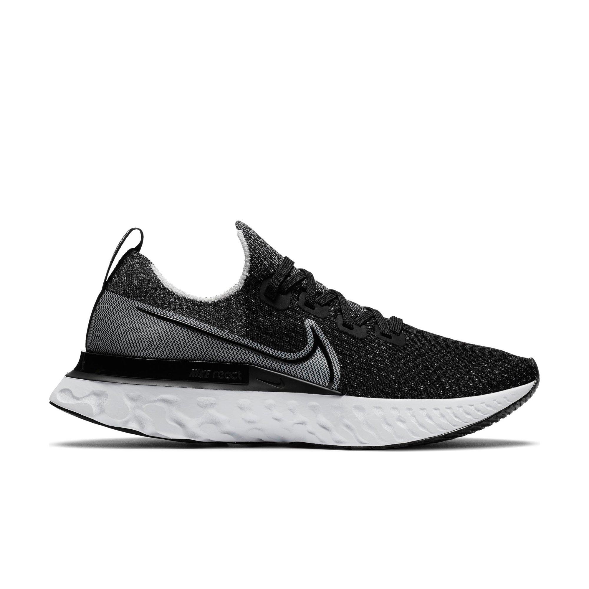 nike react flyknit oreo