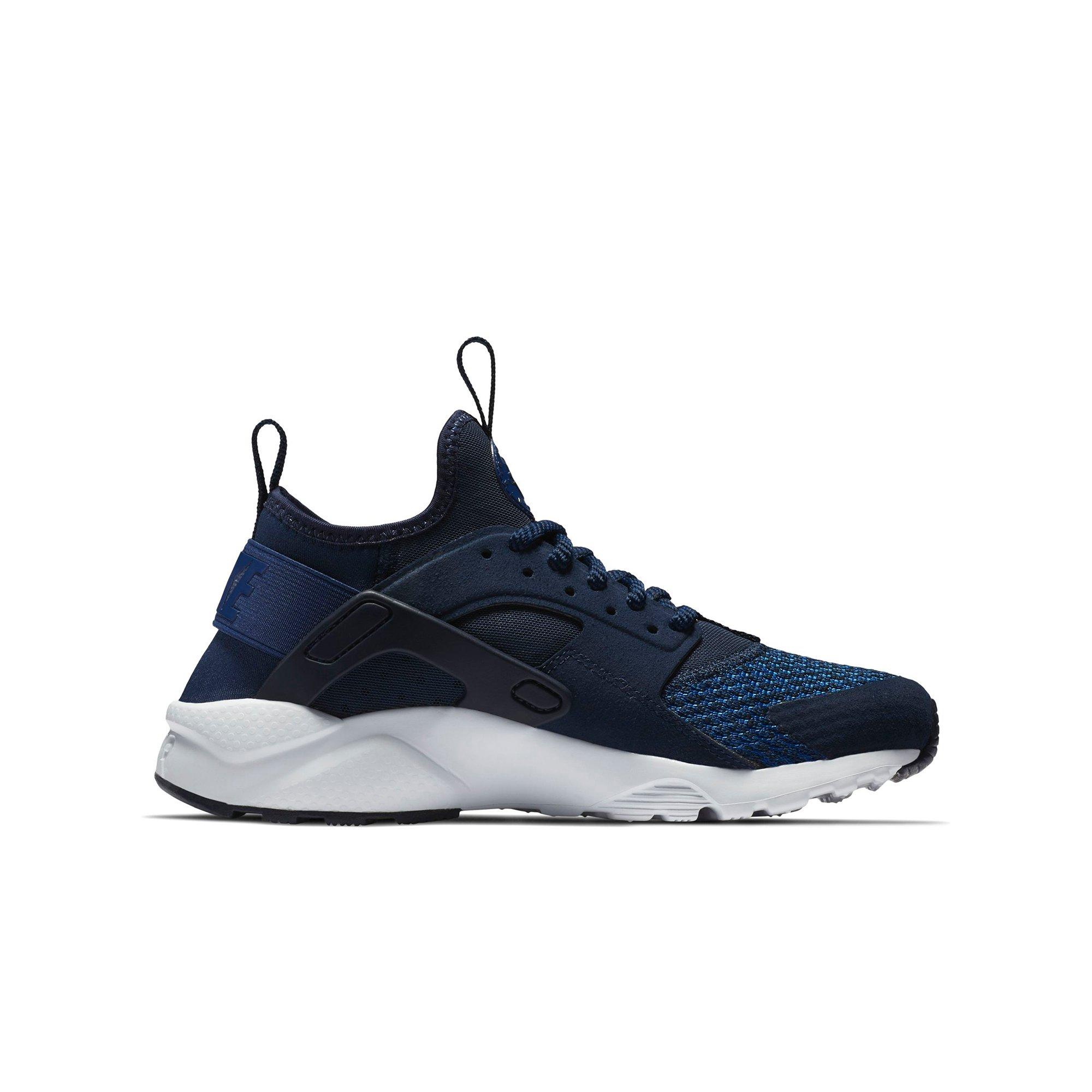 navy huaraches junior