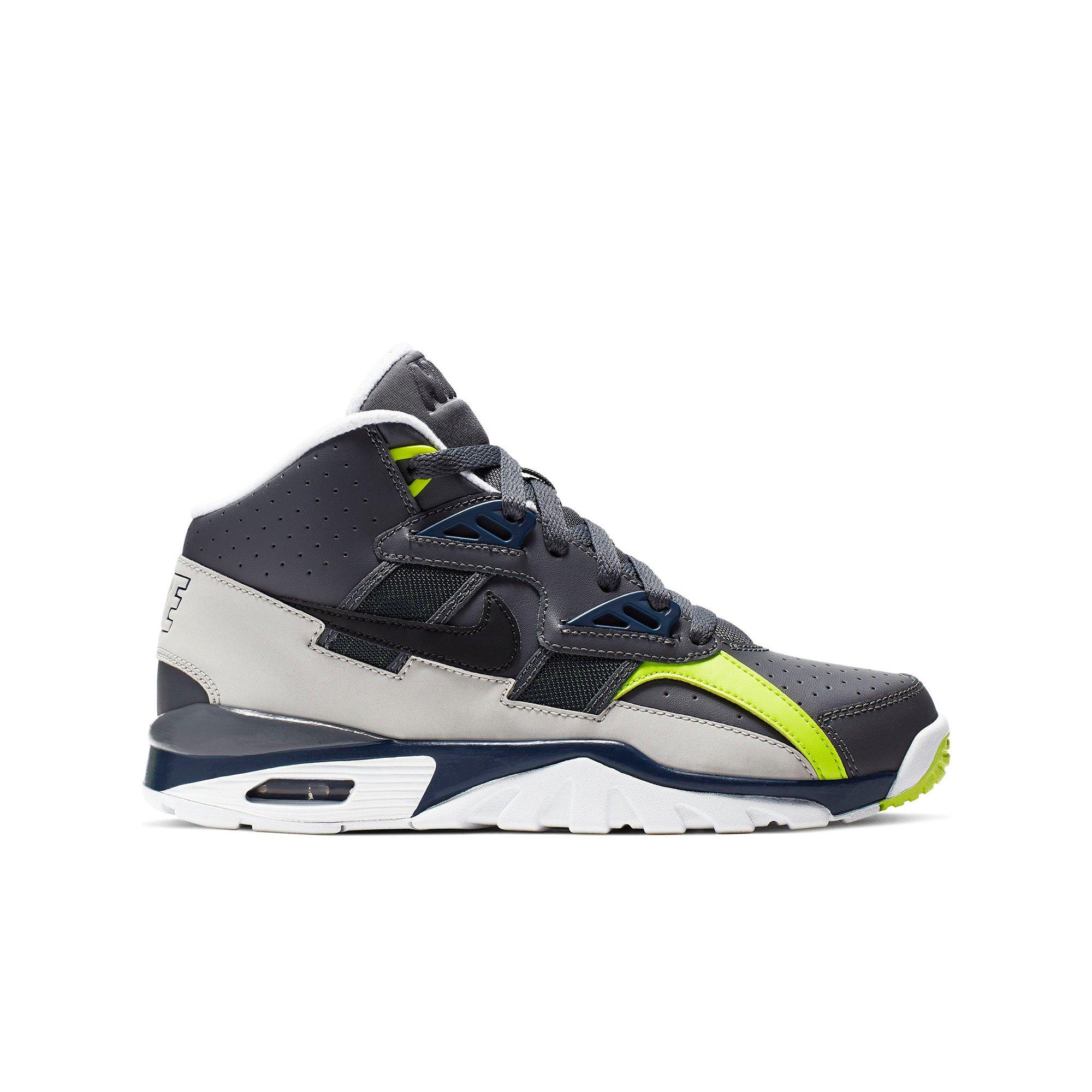 navy nike trainers boys