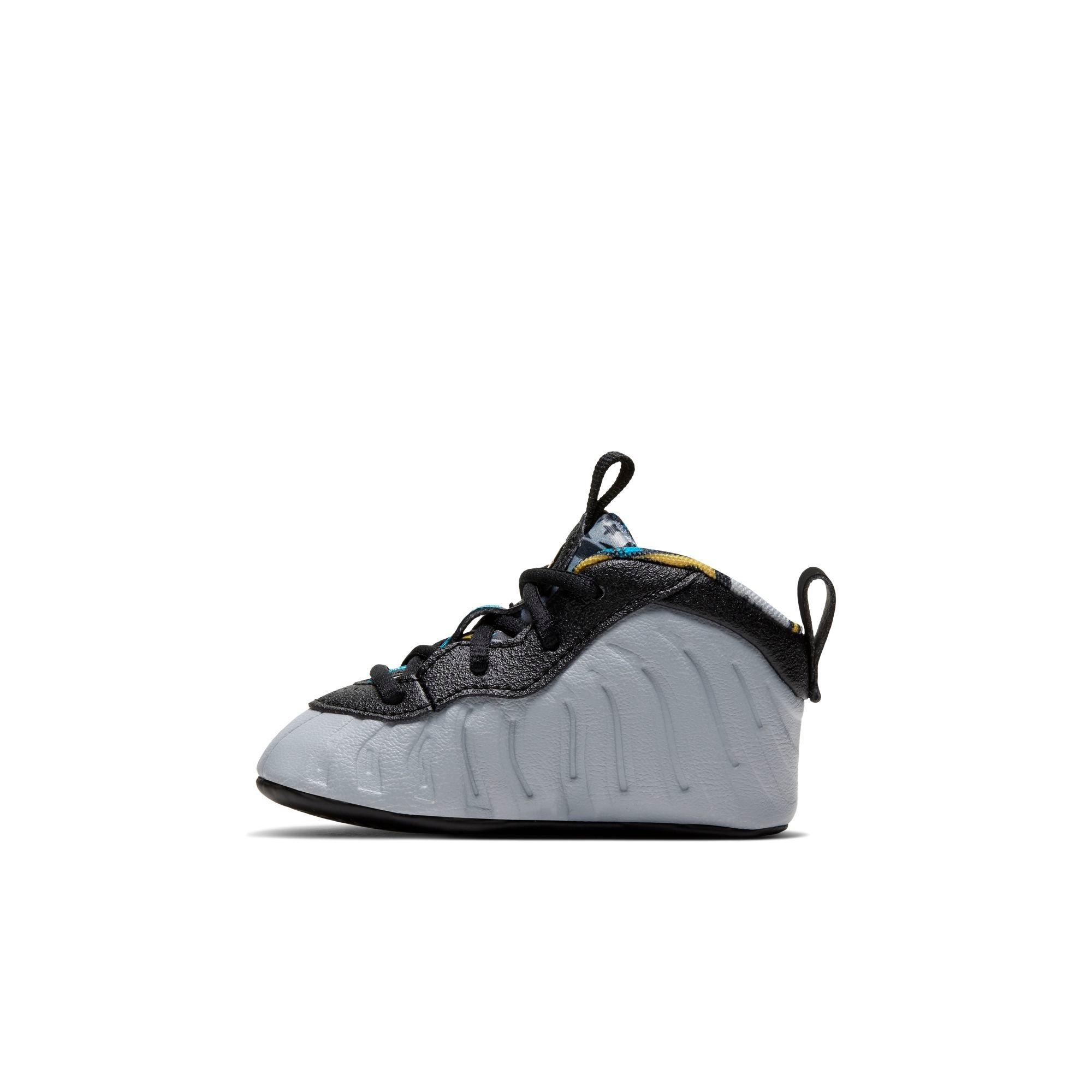 black and gold foamposites infants