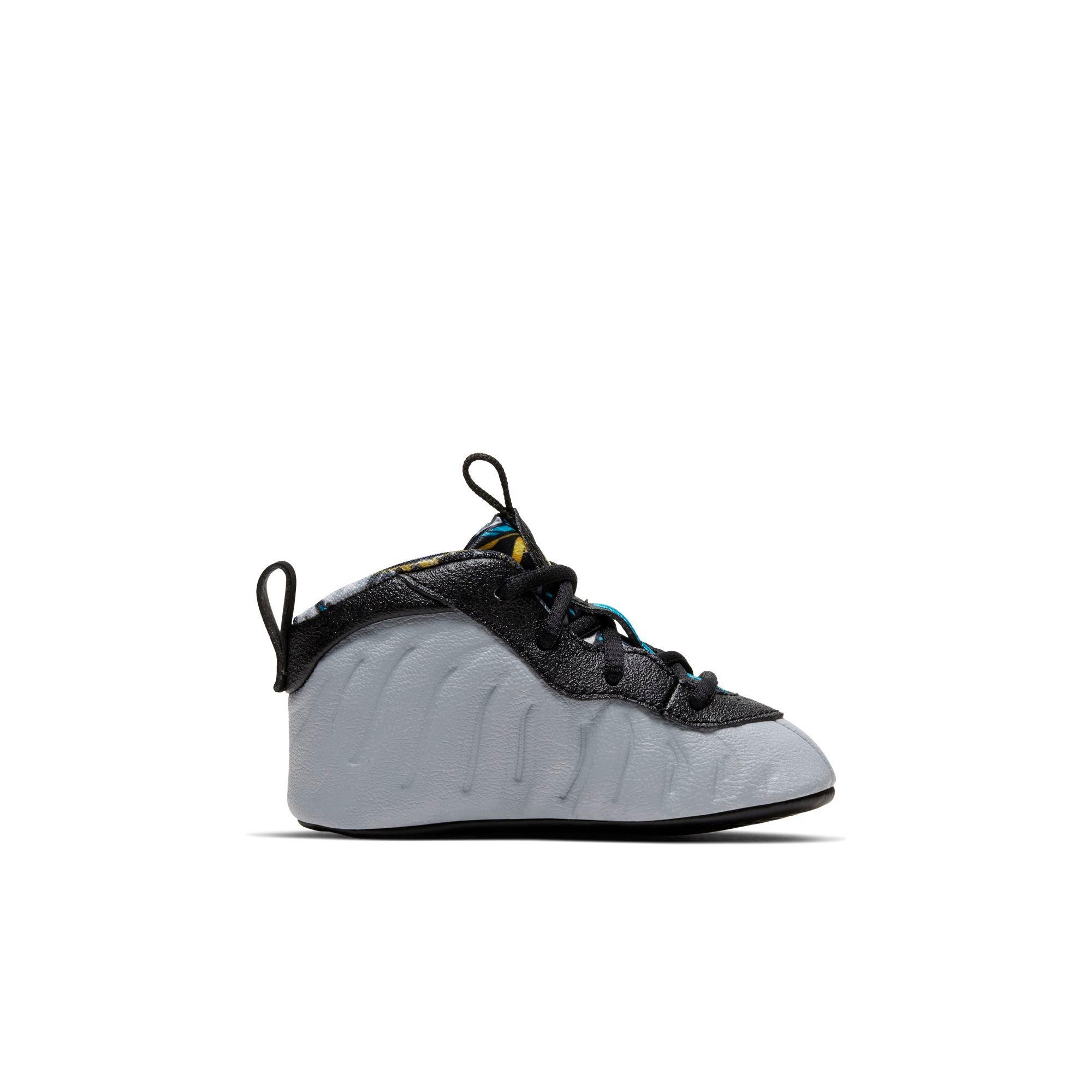 black and gold foamposites infants