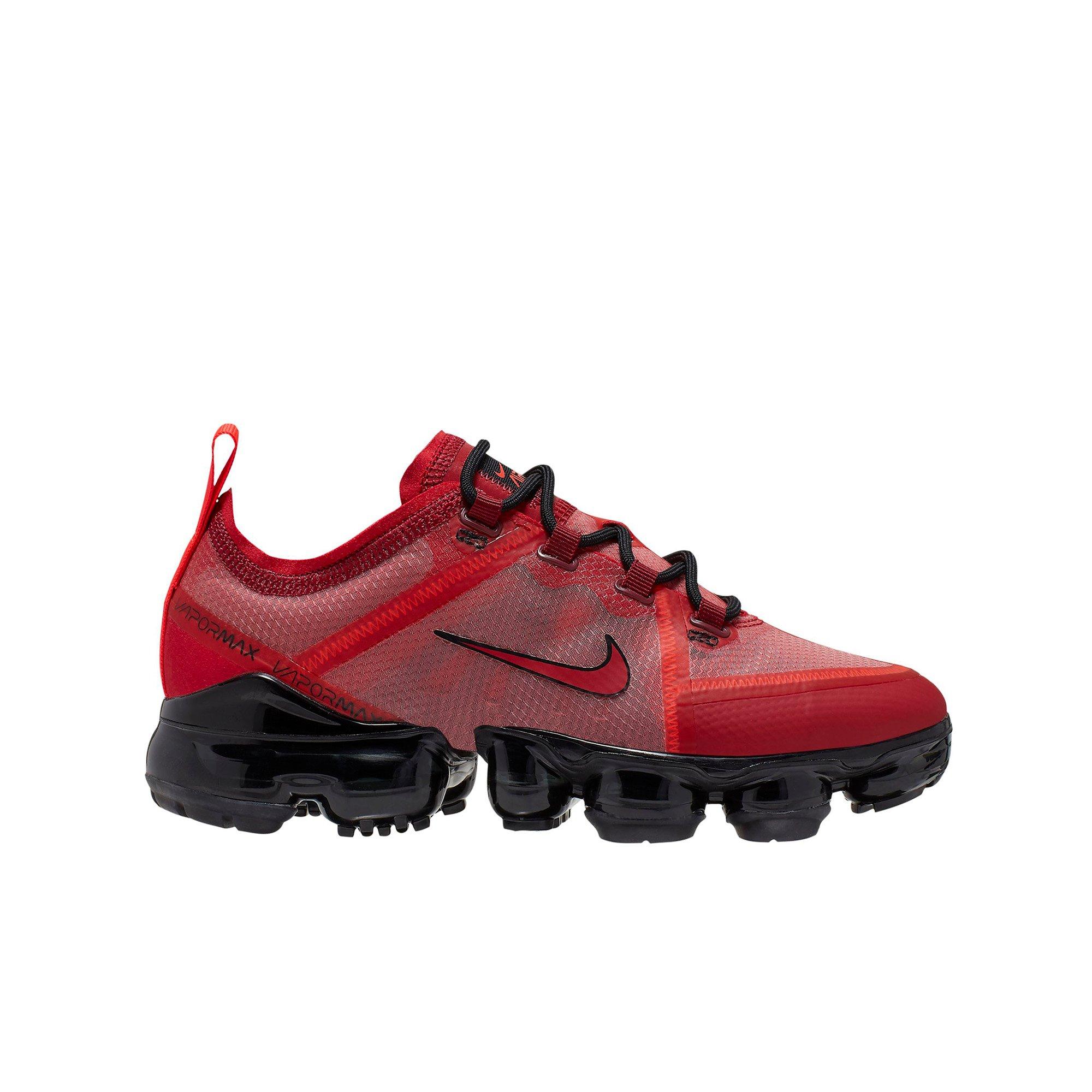 grade school nike air vapormax plus