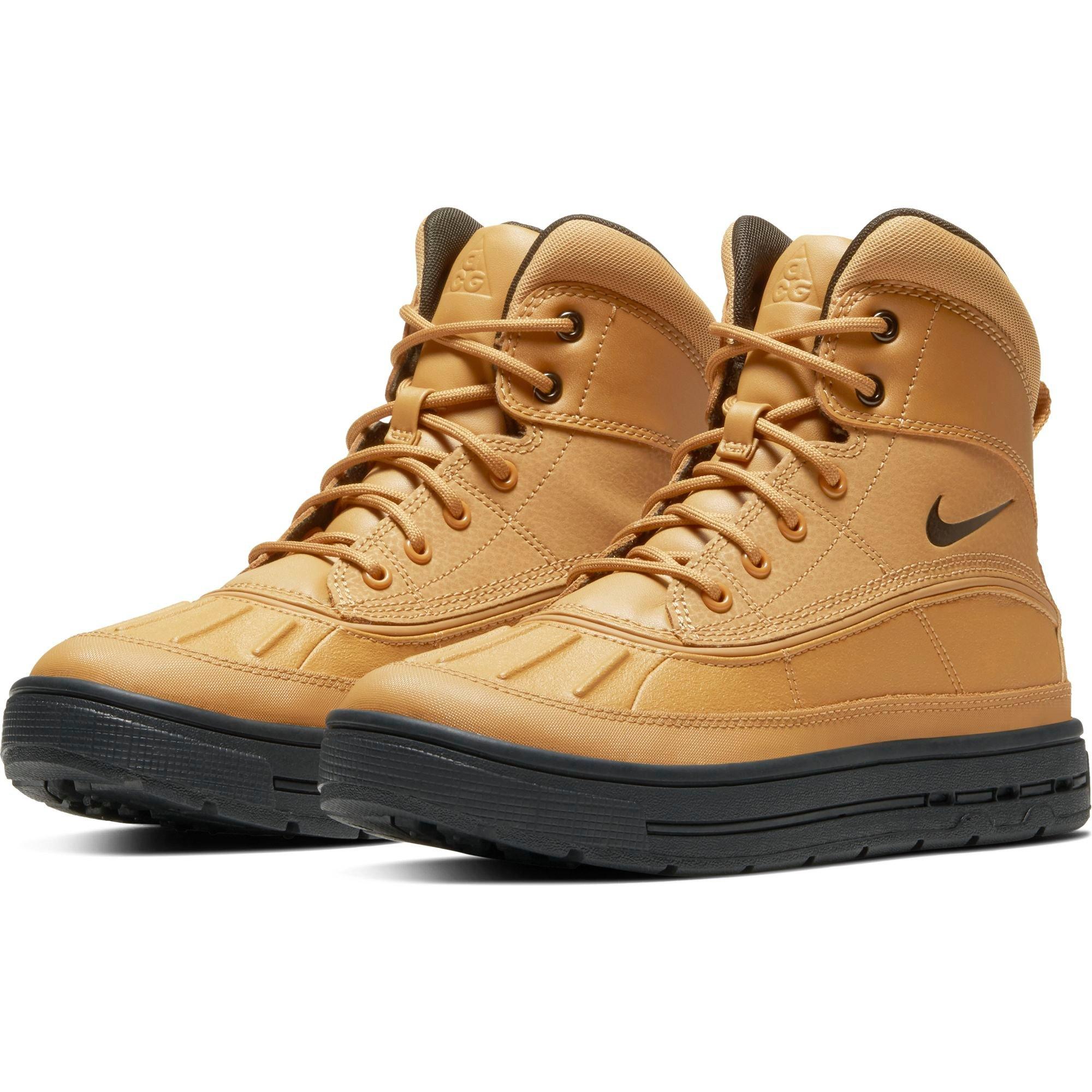 Nike woodside store boots grade school