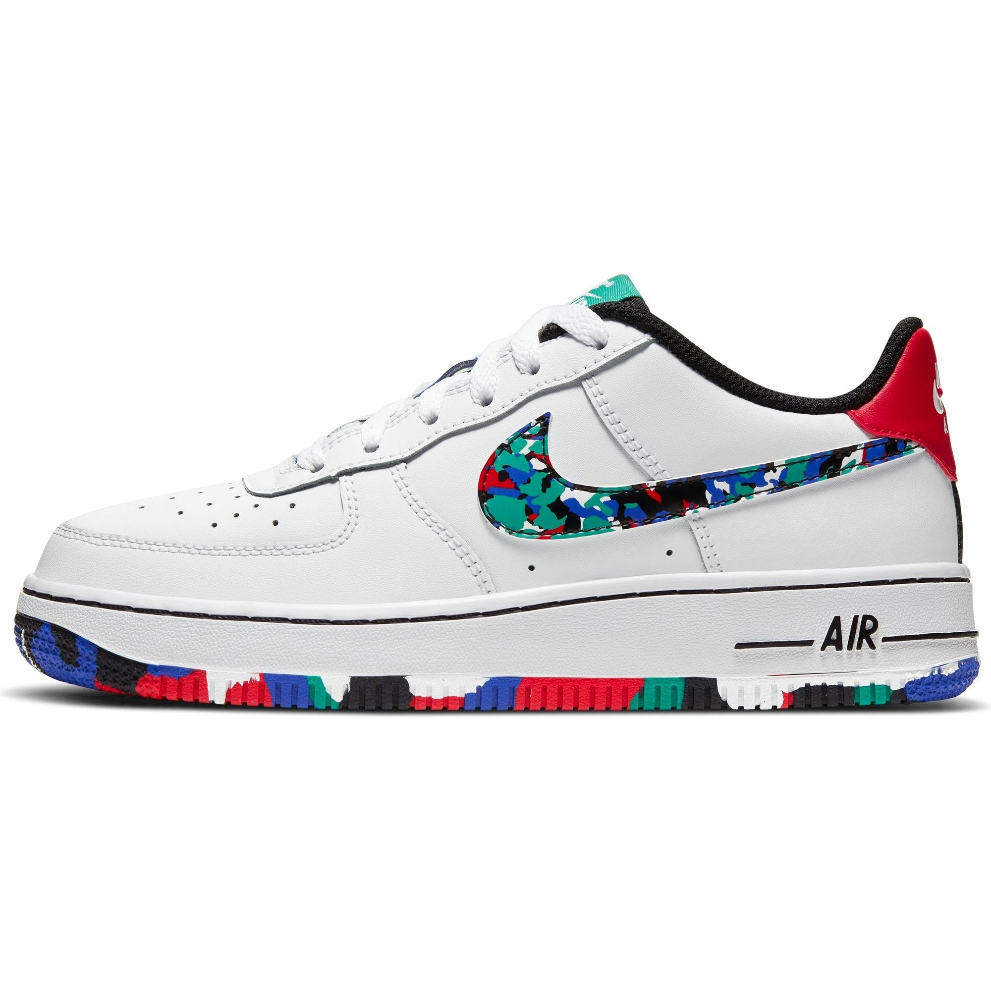 melted crayon nike outfit