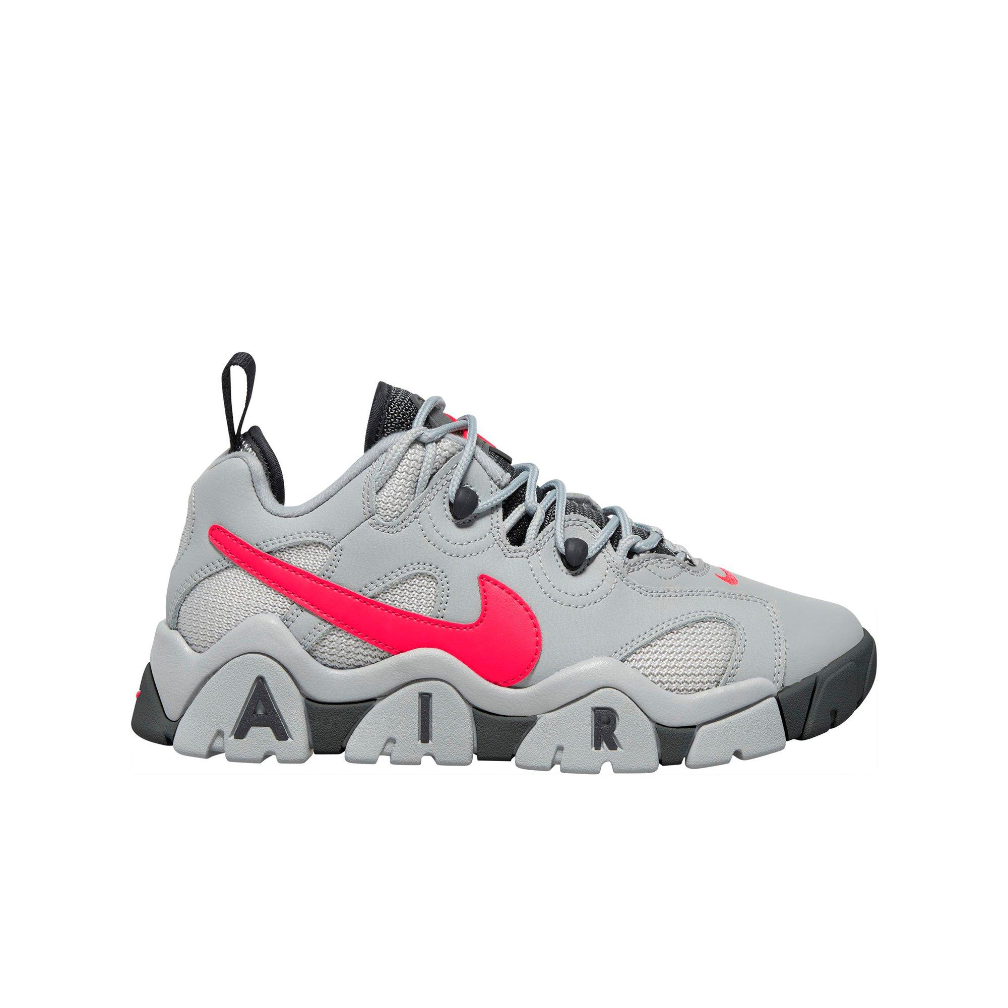 nike air barrage low youth