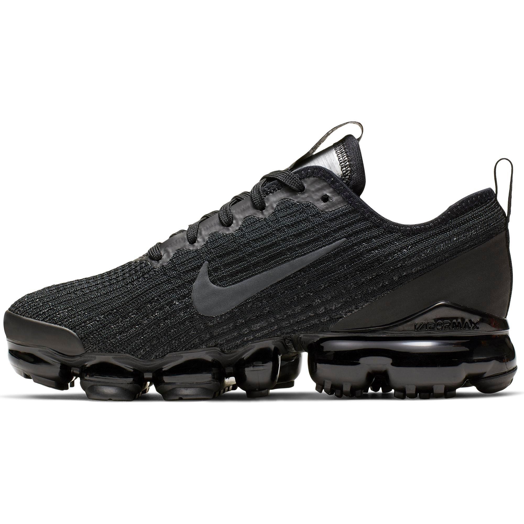 Vapormax flyknit hotsell 3 big kids