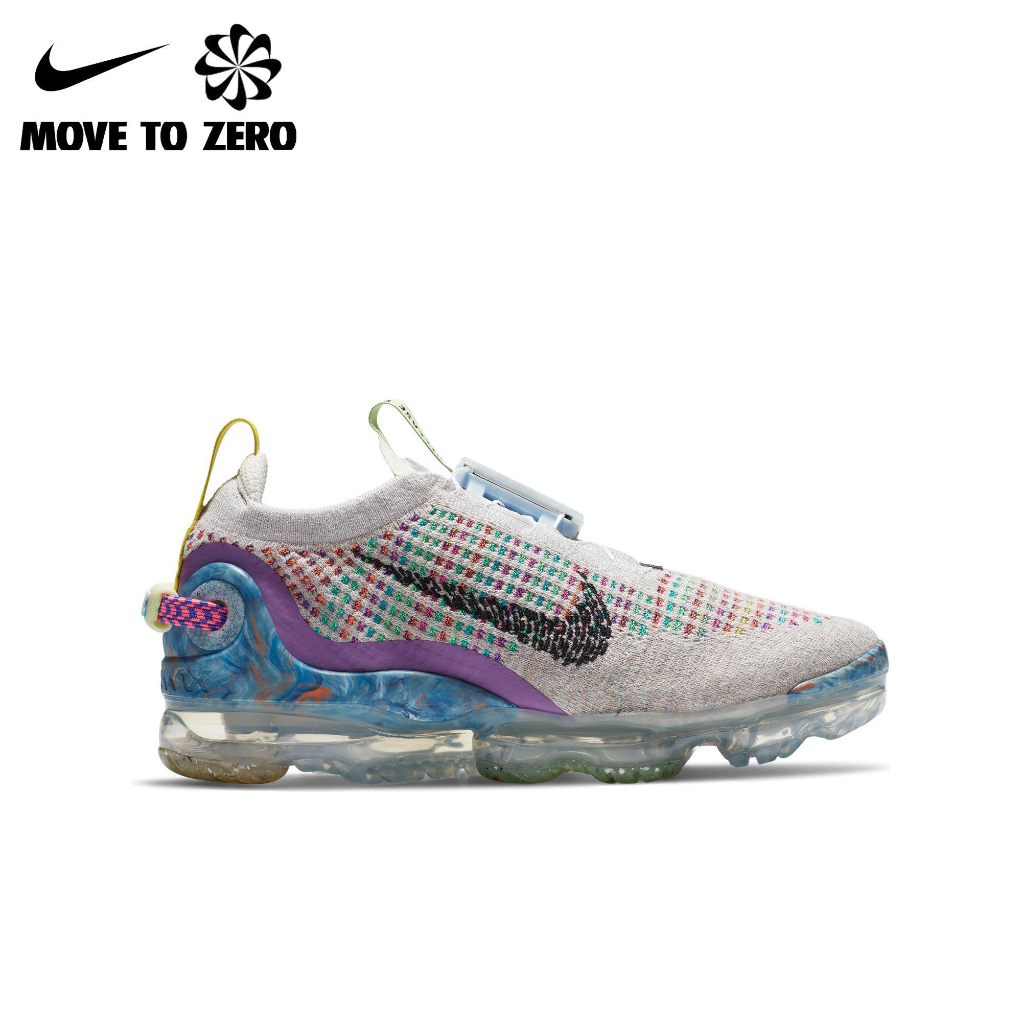 black vapormax plus grade school