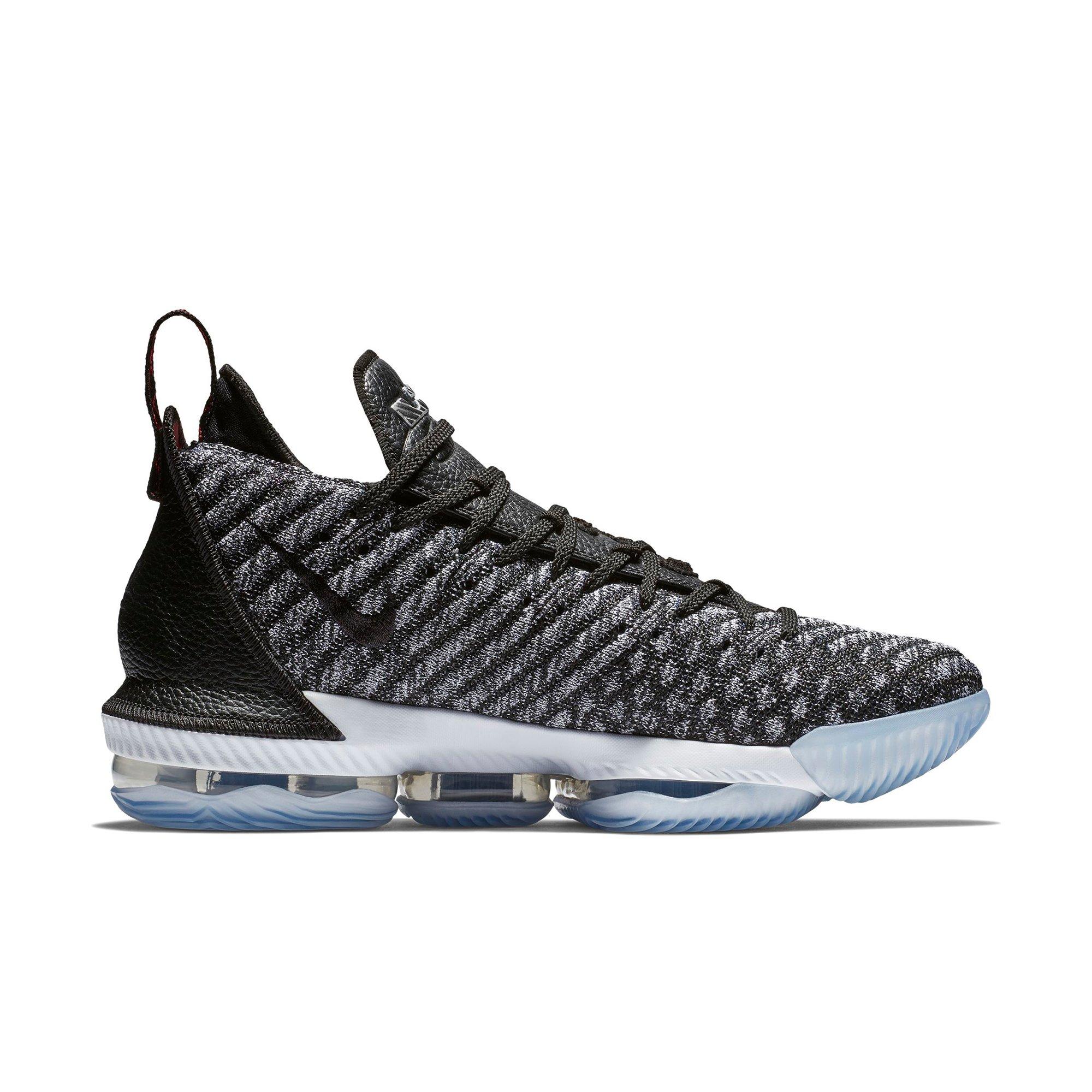 basket lebron james 16