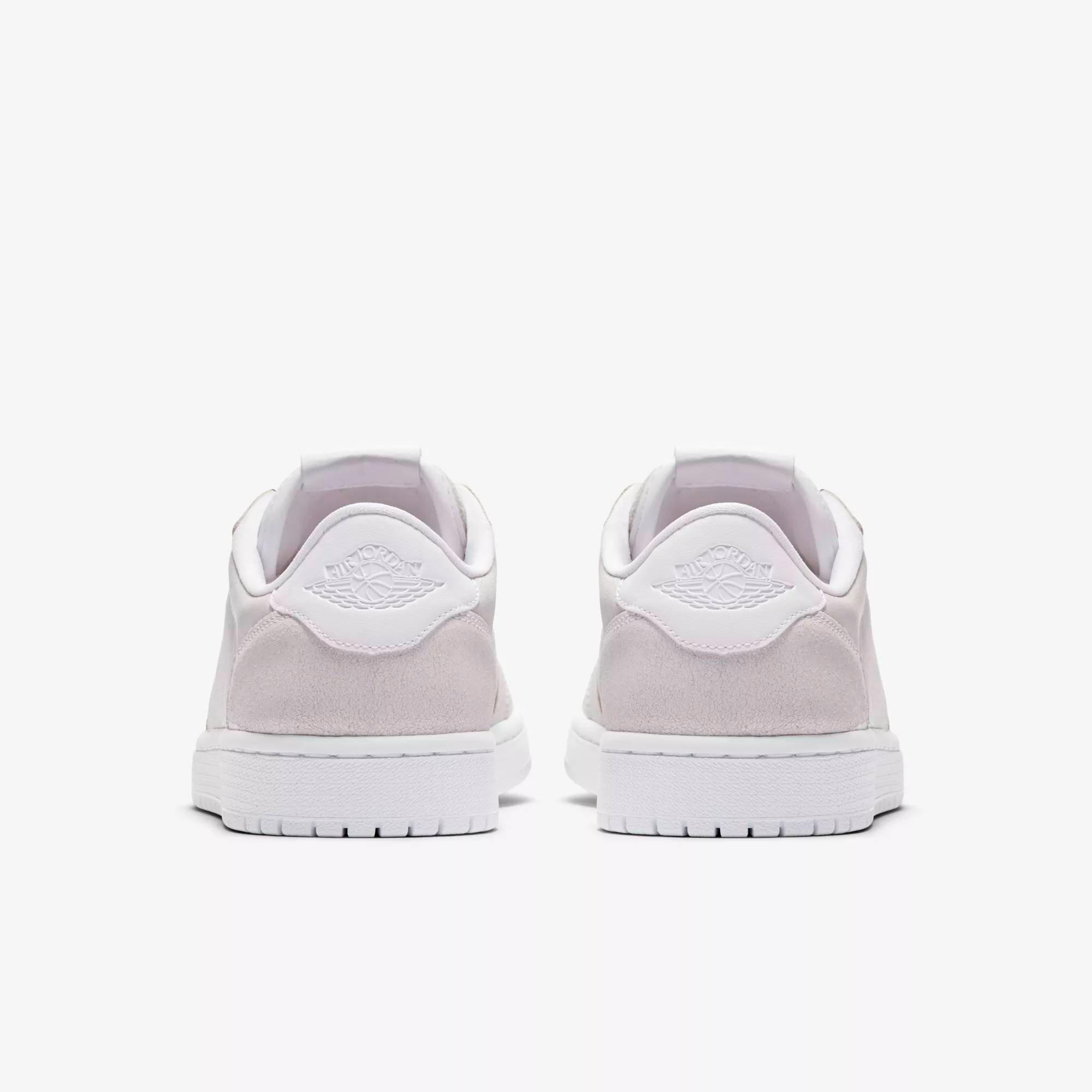 women's air jordan retro 1 low no swoosh casual shoes