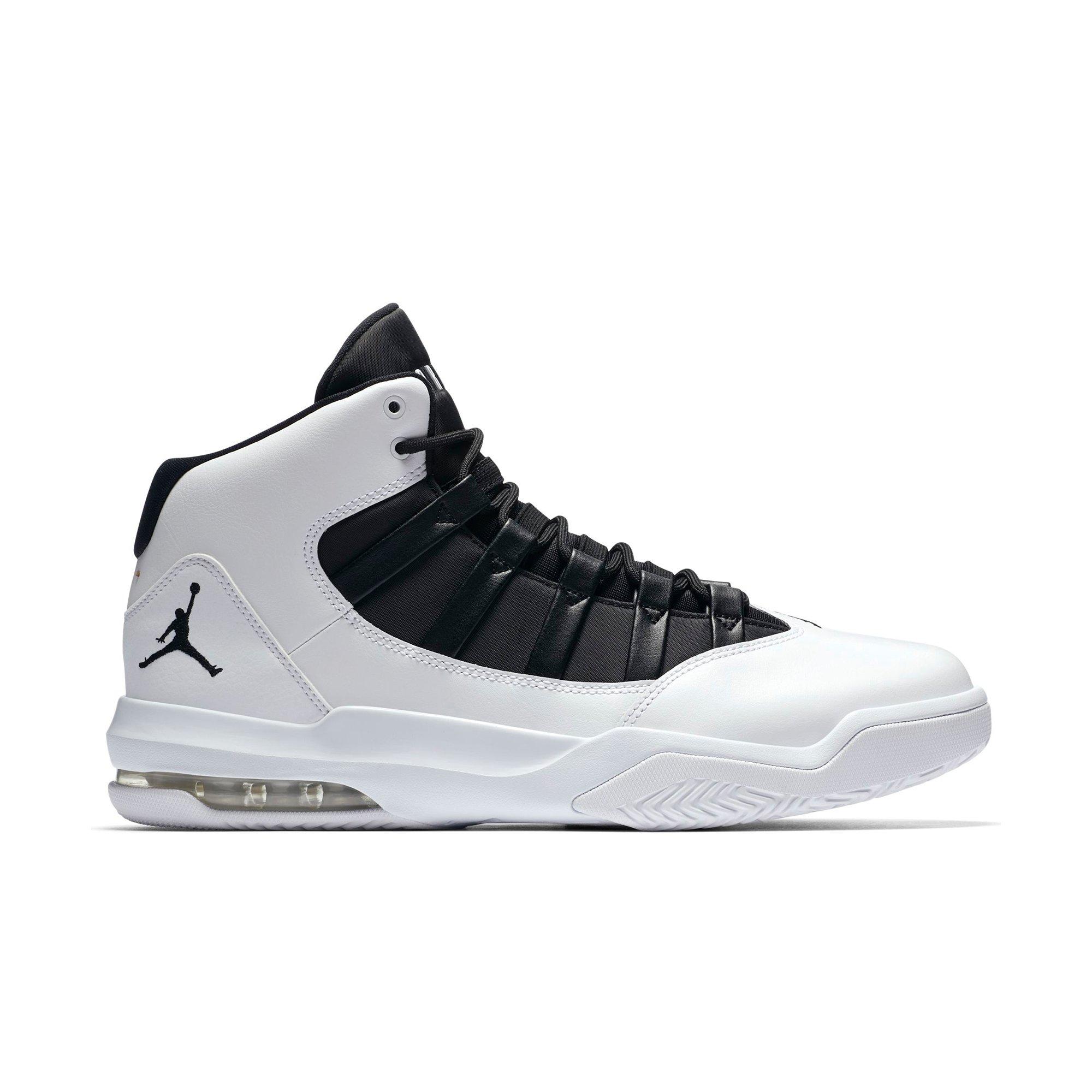 jordan aura black and white