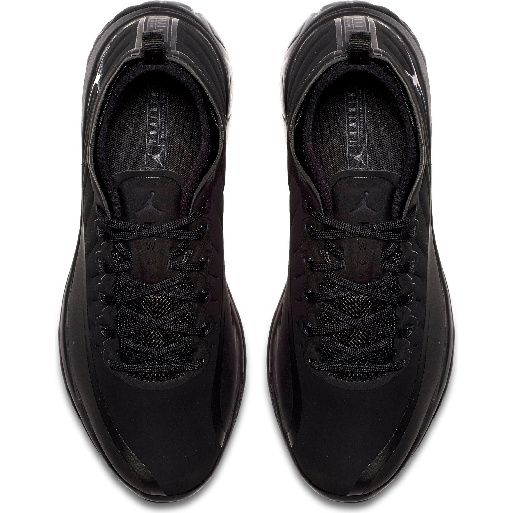 jordan trainer prime triple black