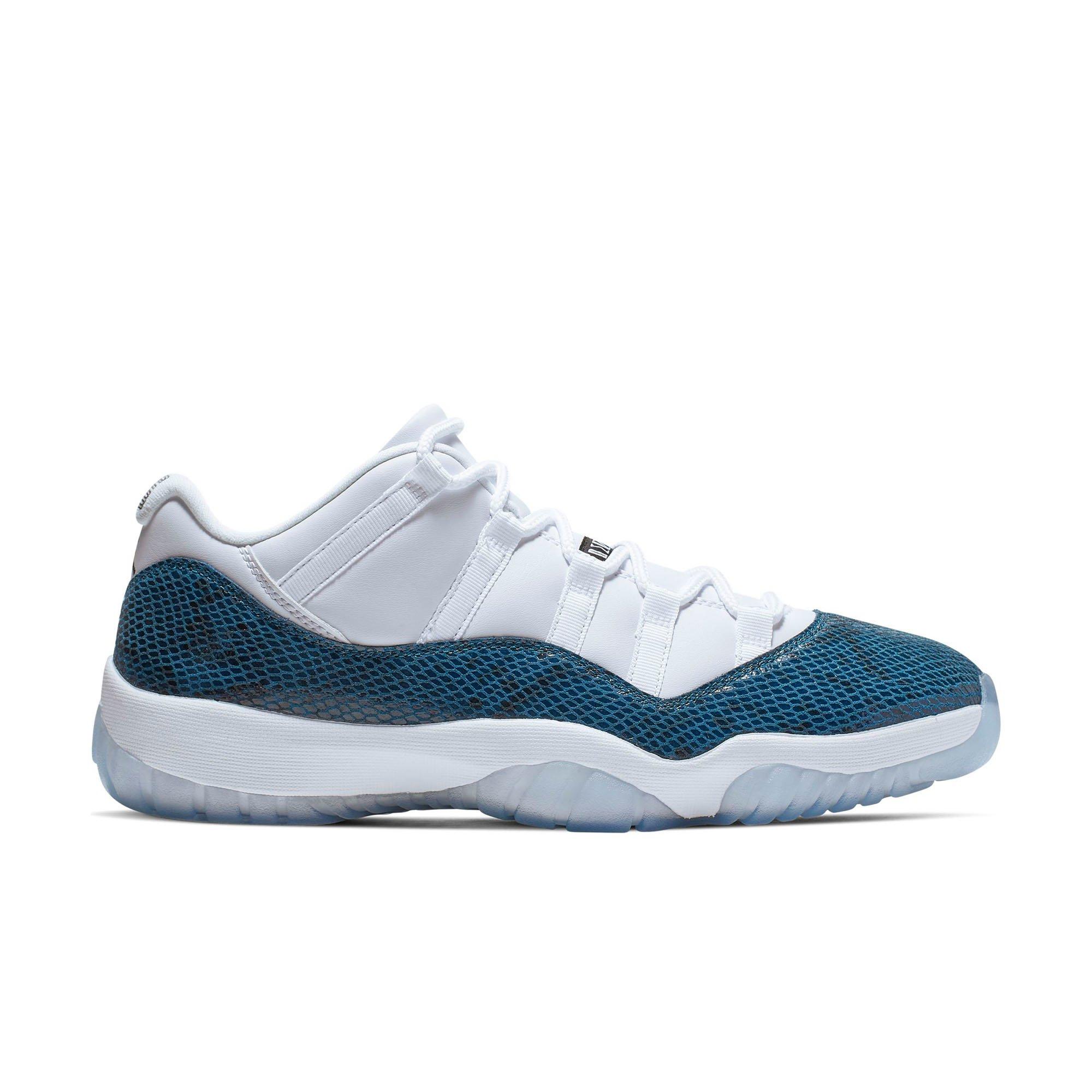 jordan 11 low mens shoes