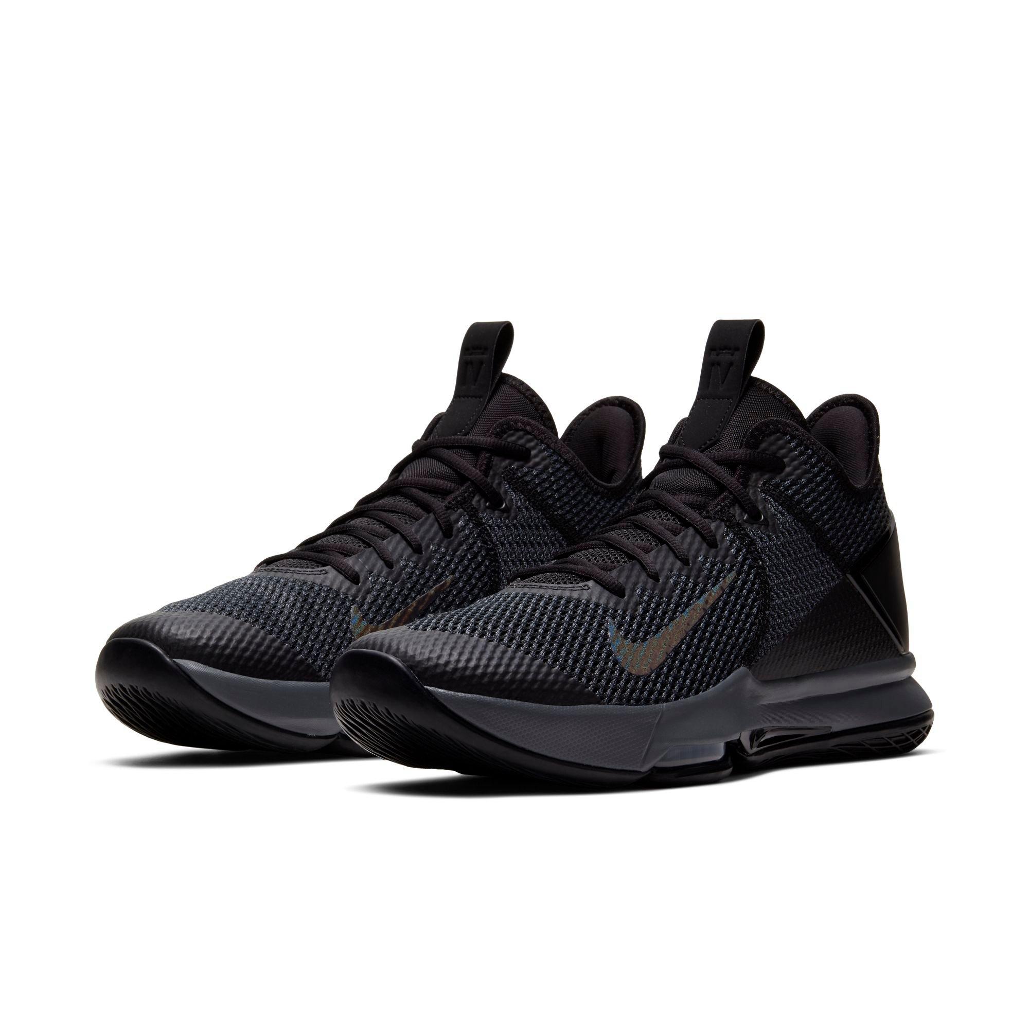 black basketball nike shoes