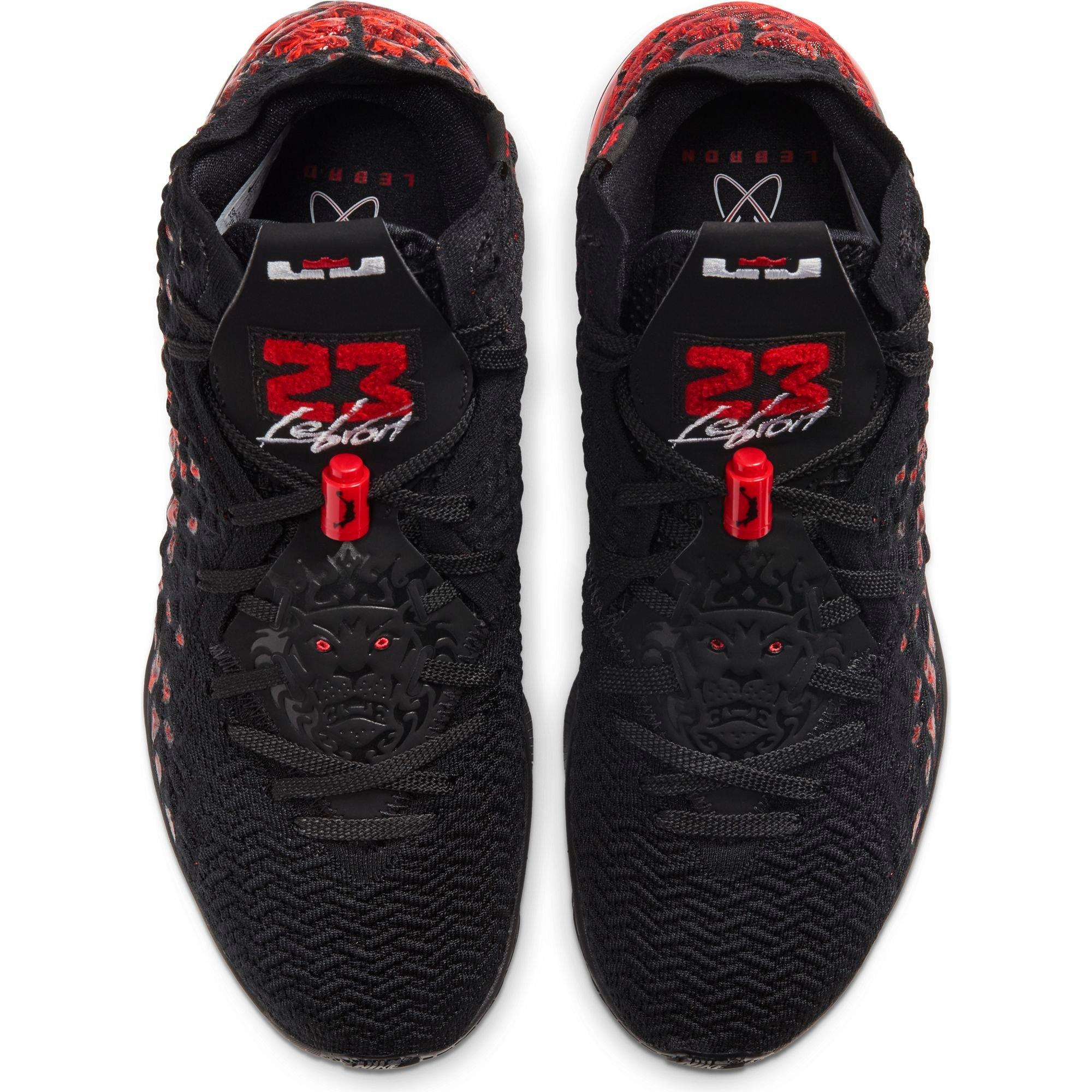 hibbett lebron 17