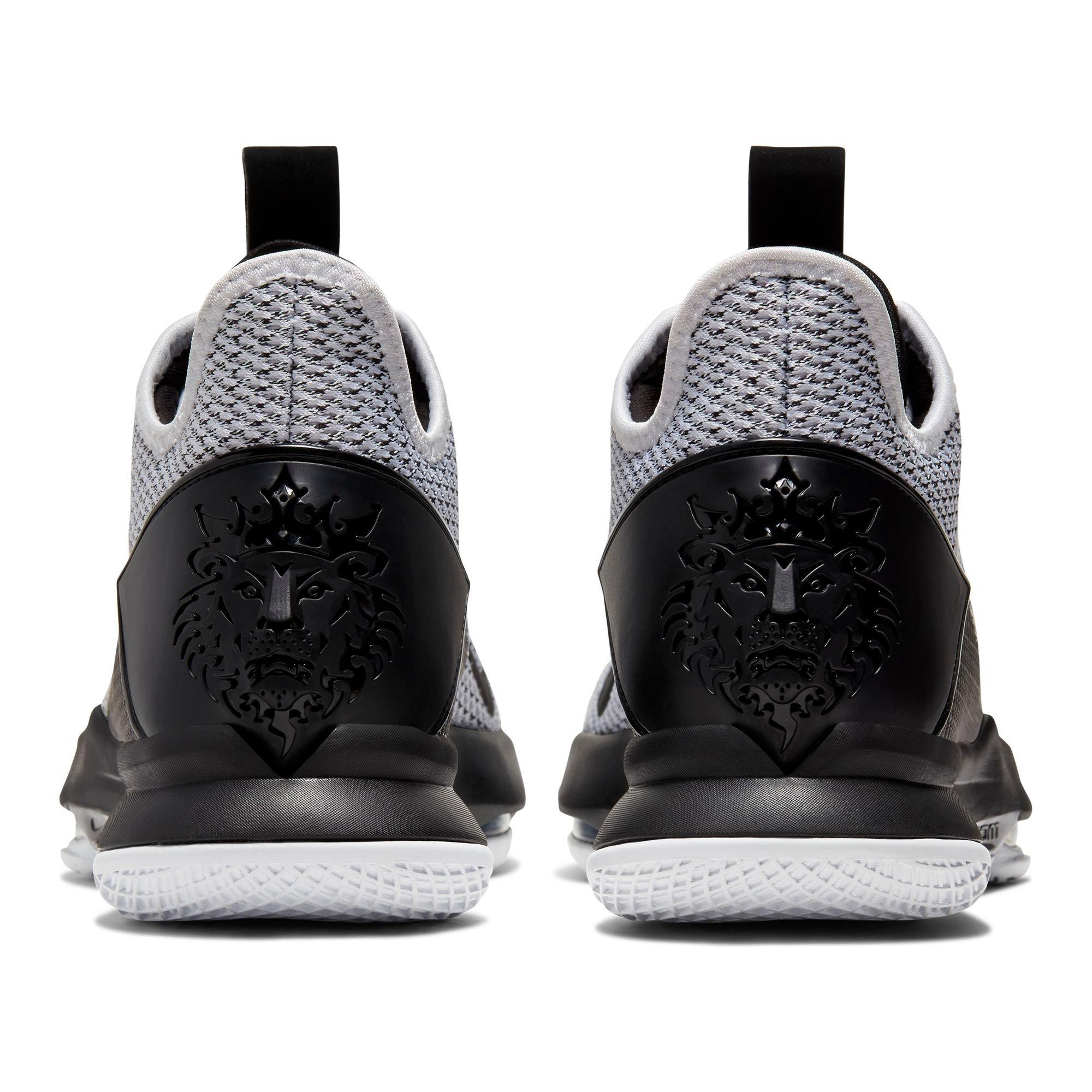 lebron witness 4 size 15